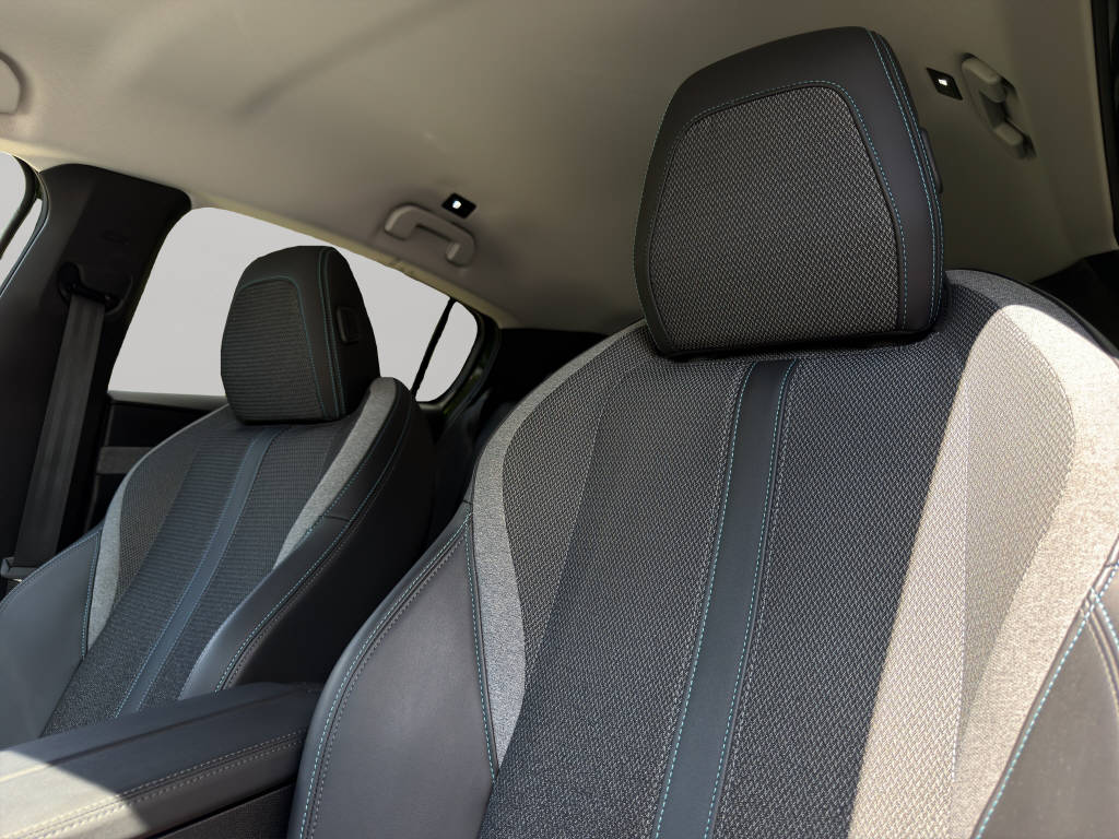 PEUGEOT 308 1.2 PureTech Allure Pack-image-8