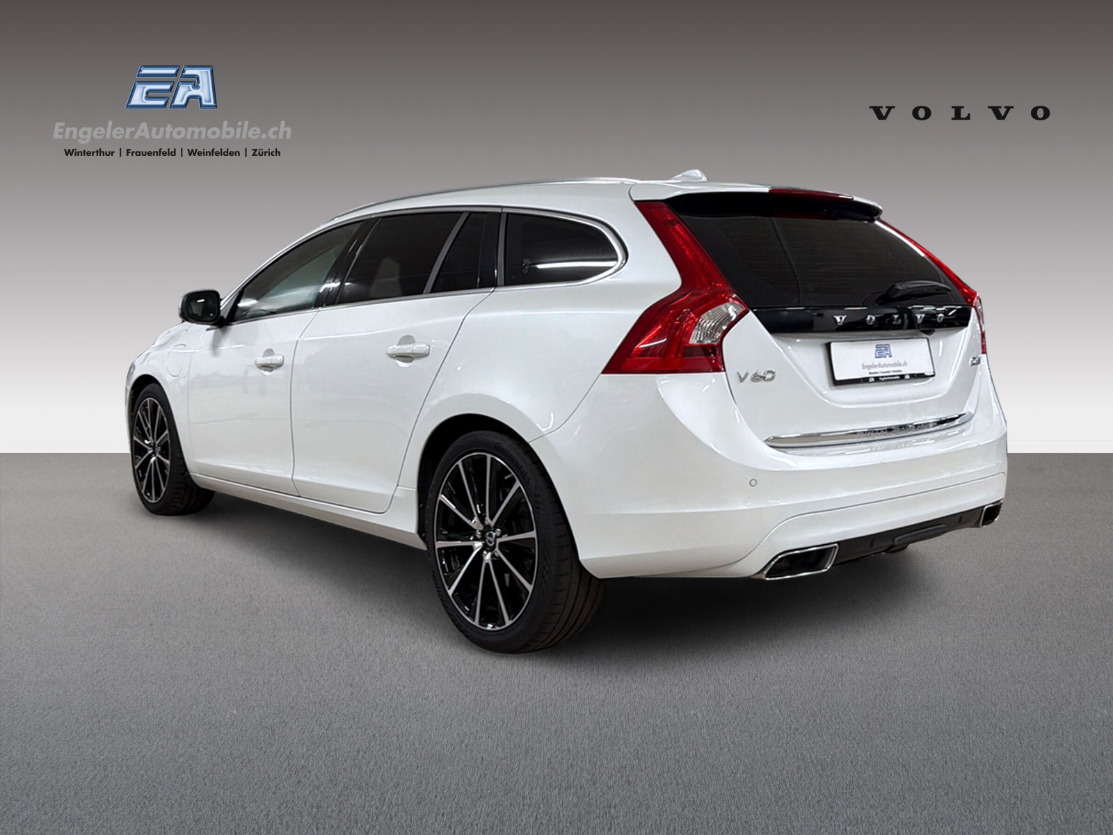 VOLVO V60 2.4 D6 TE Summum Pl.Hyb.-image-3