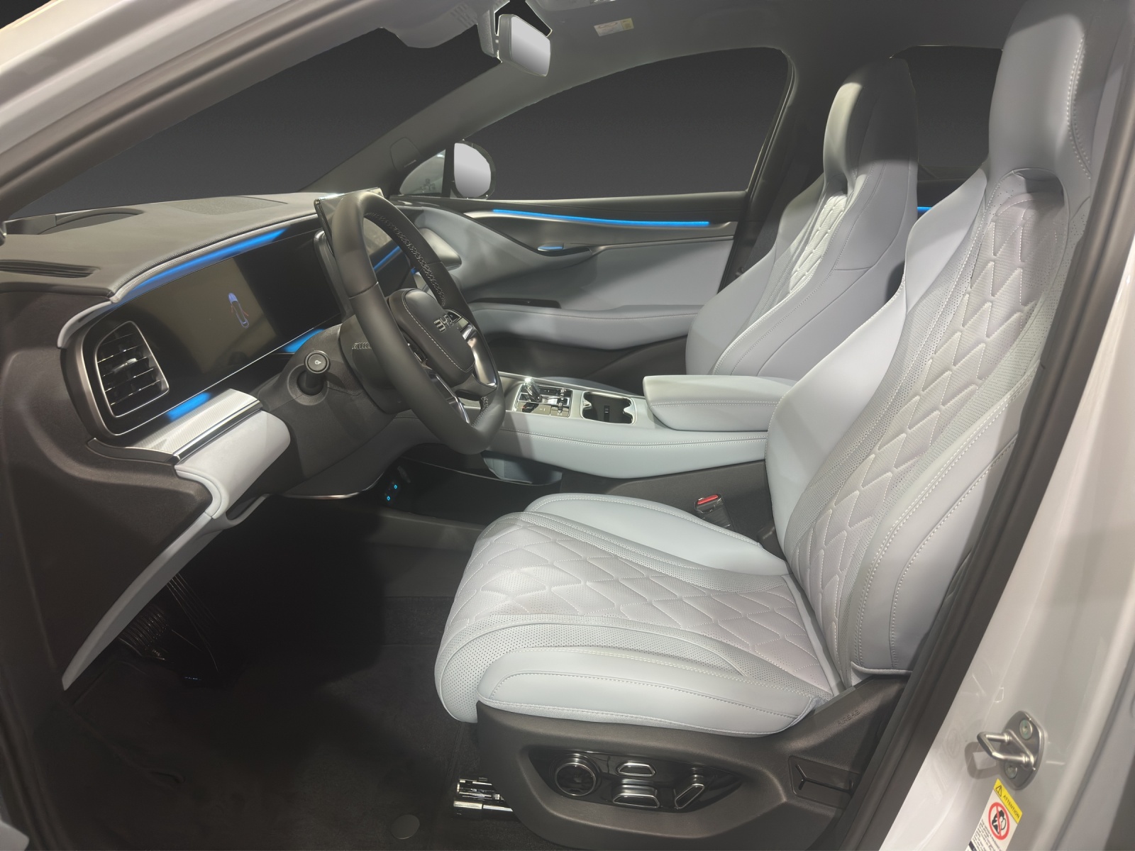 BYD Sealion 7 91,3 kWh Excellence AWD-image-8