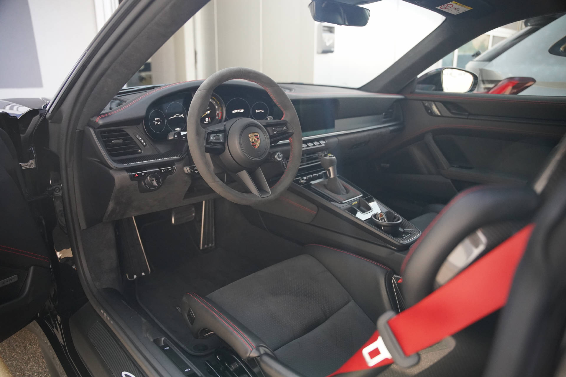 PORSCHE 911 Carrera GT3 PDK-image-6