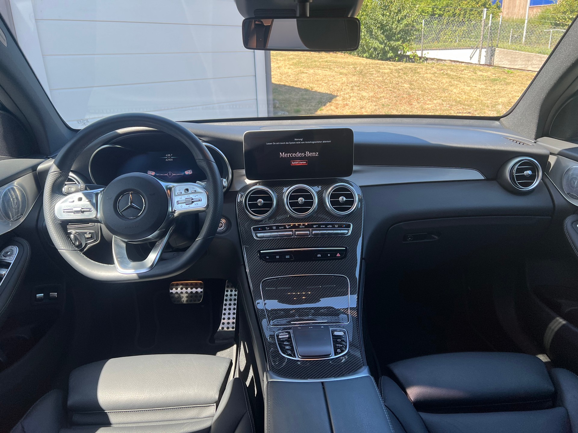 MERCEDES-BENZ GLC 300 AMG Line 4m Coupé-image-4
