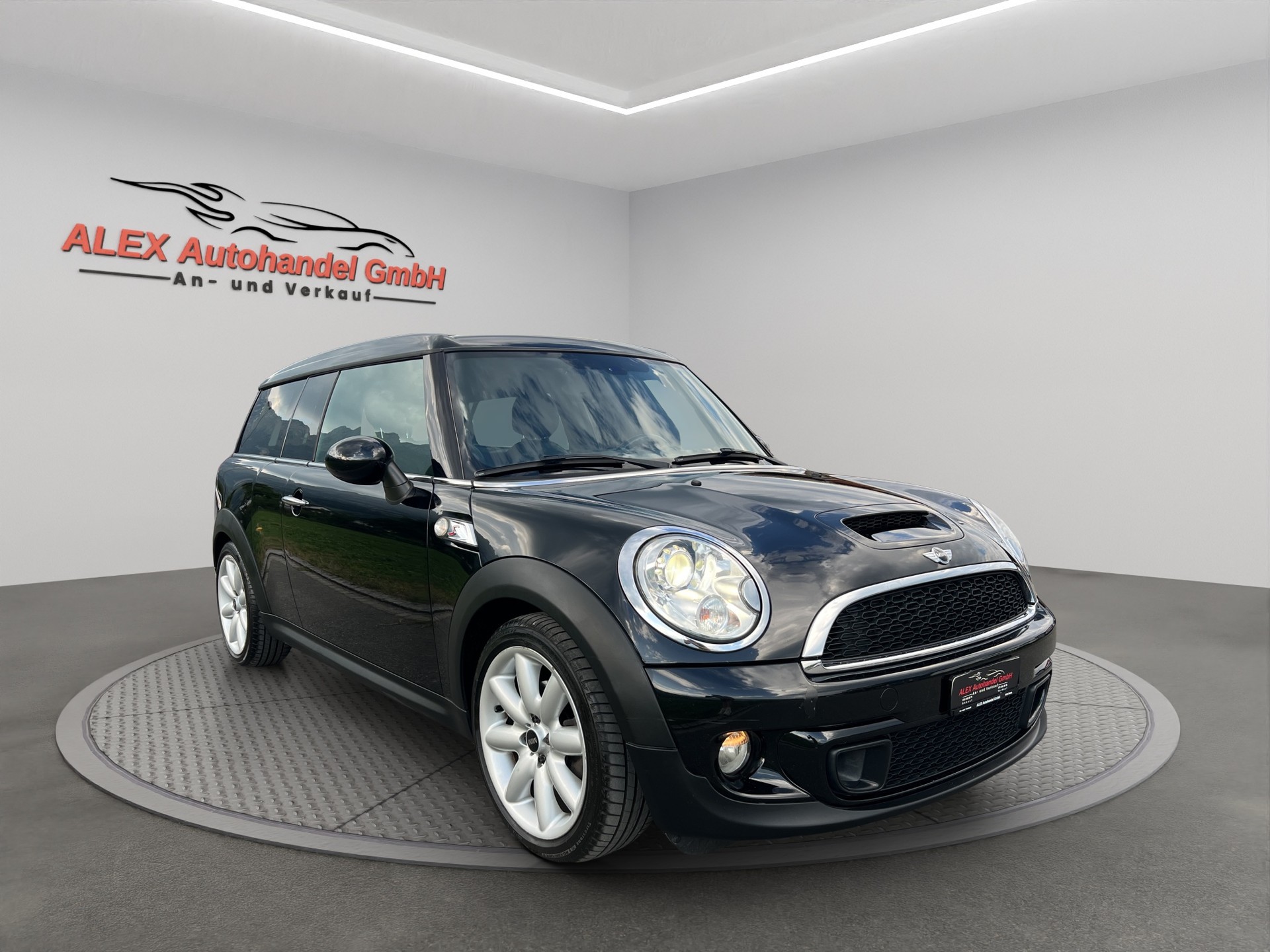 MINI Clubman Cooper SD Steptronic-image-8