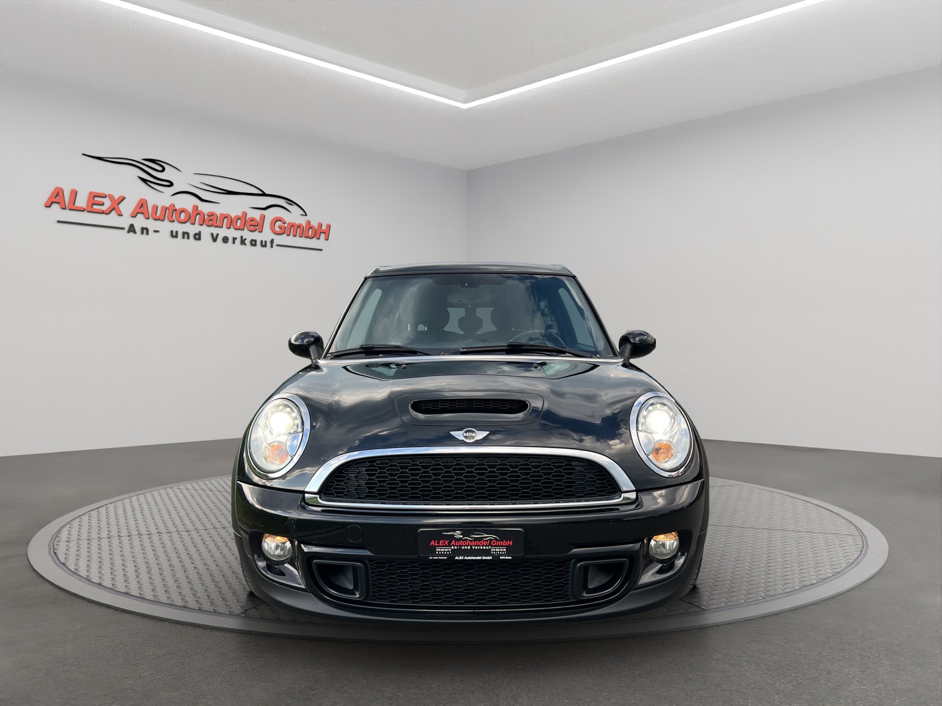 MINI Clubman Cooper SD Steptronic-image-1