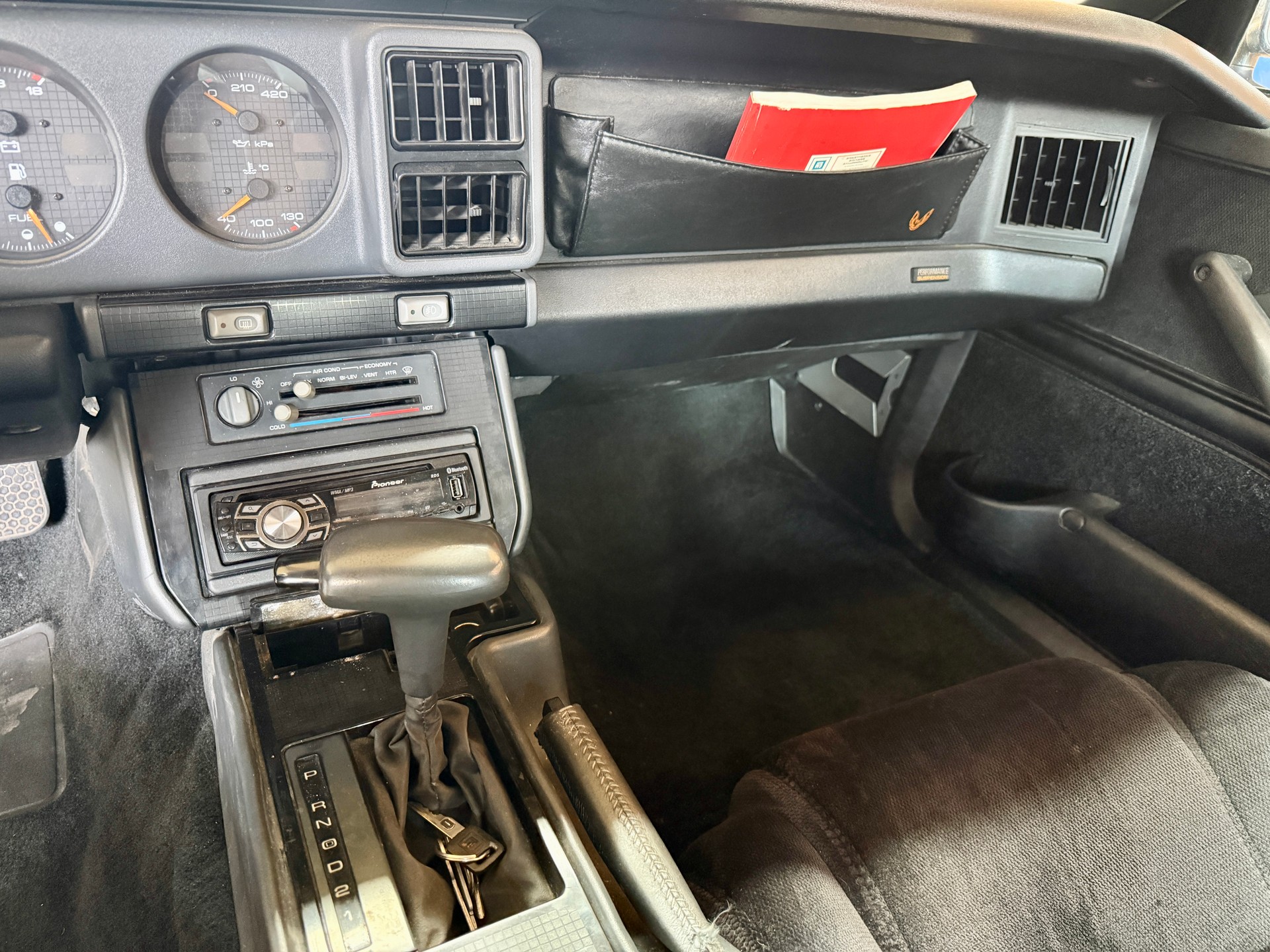 PONTIAC Firebird 5.0 V8 Trans Am-image-5