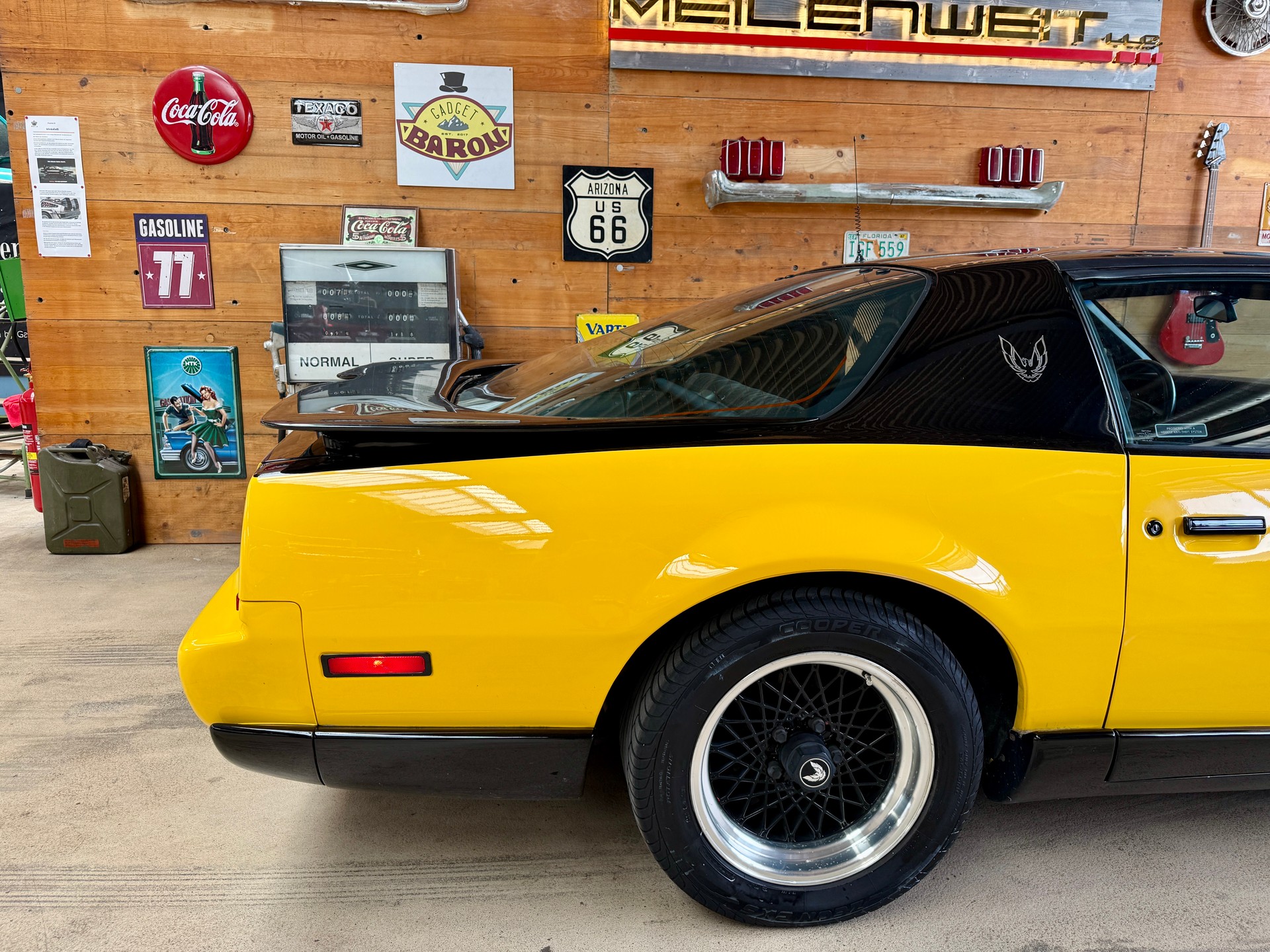 PONTIAC Firebird 5.0 V8 Trans Am-image-13