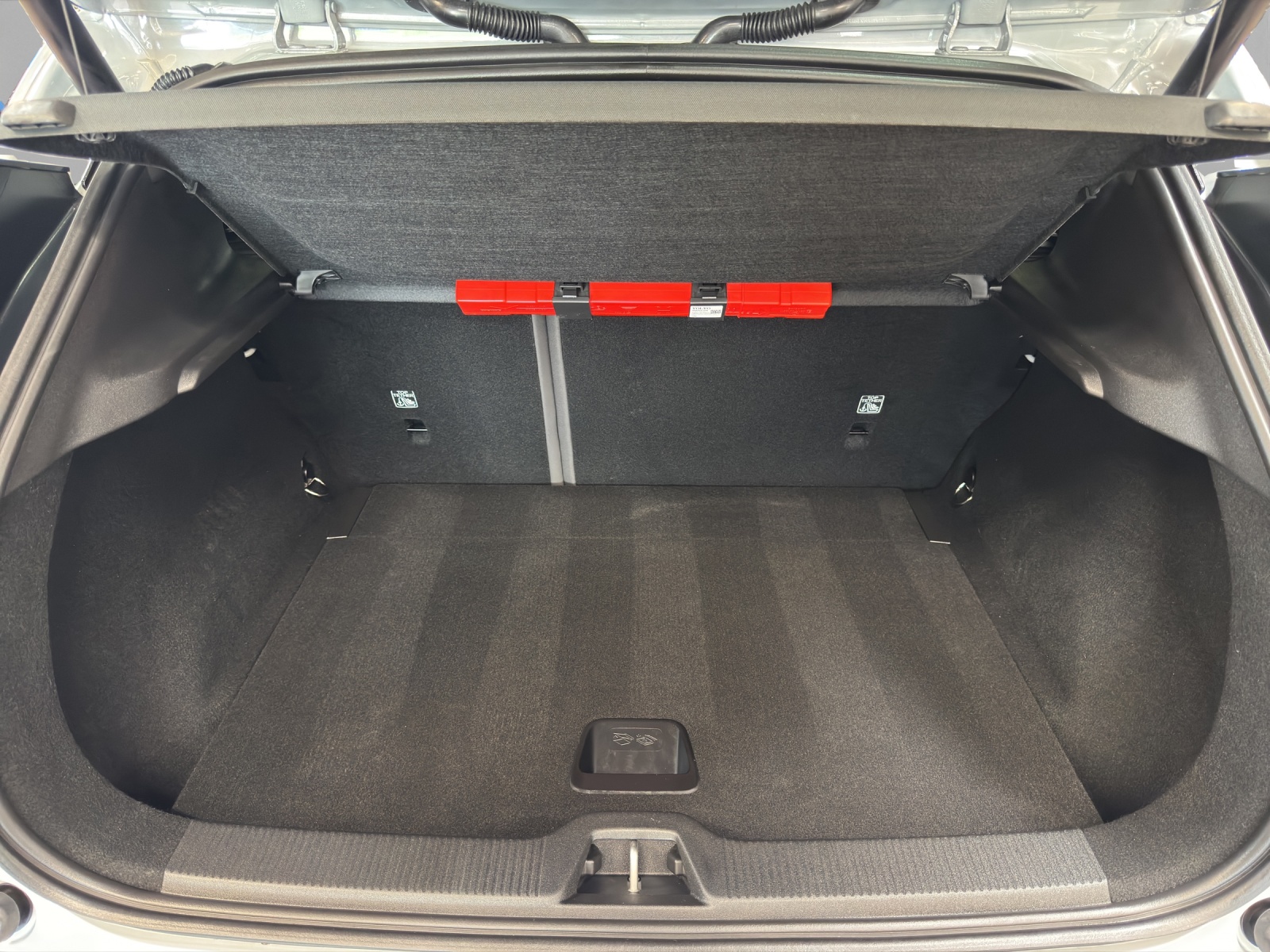 VOLVO EX30 E60 Plus-image-13