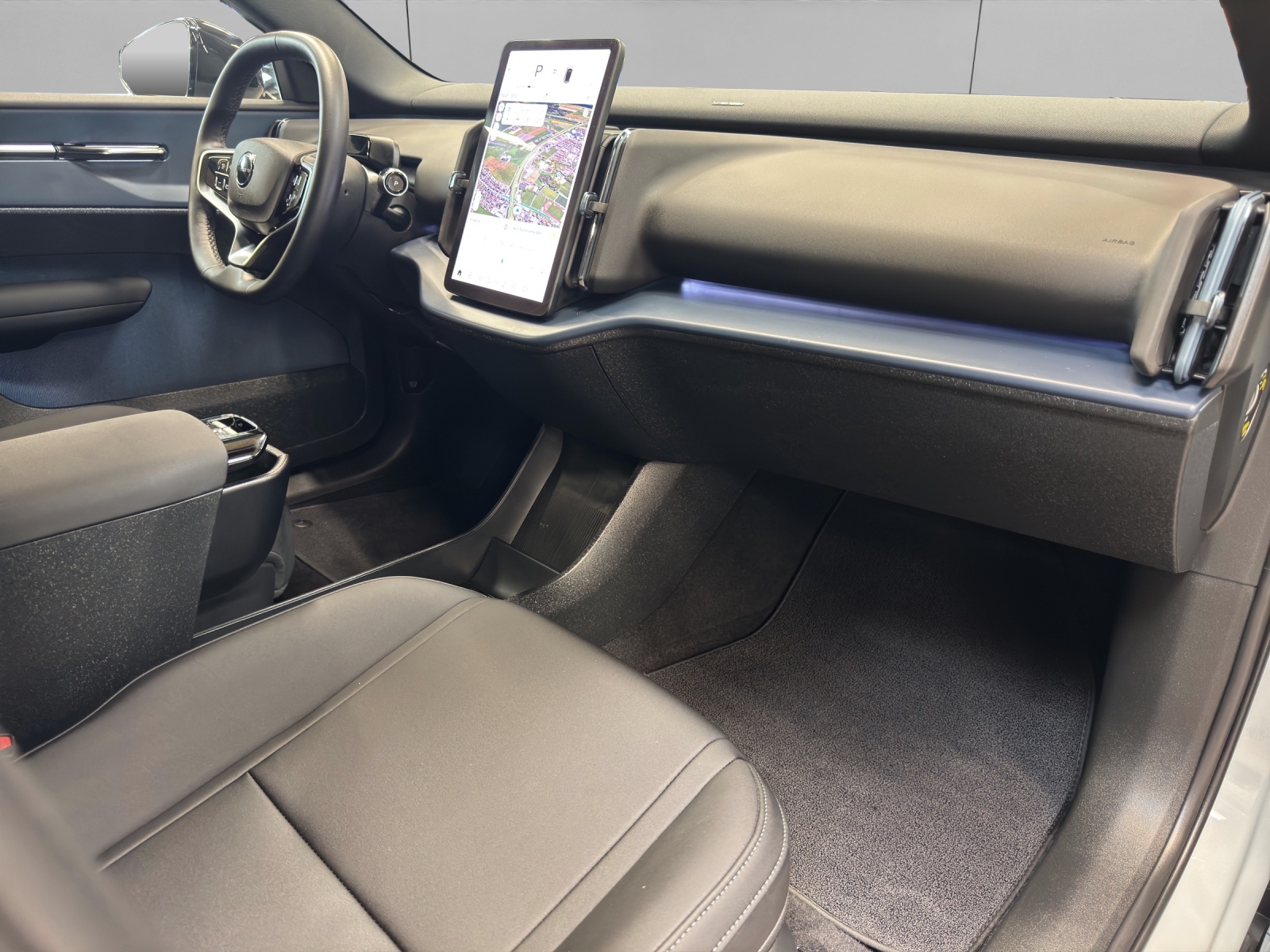 VOLVO EX30 E60 Plus-image-12