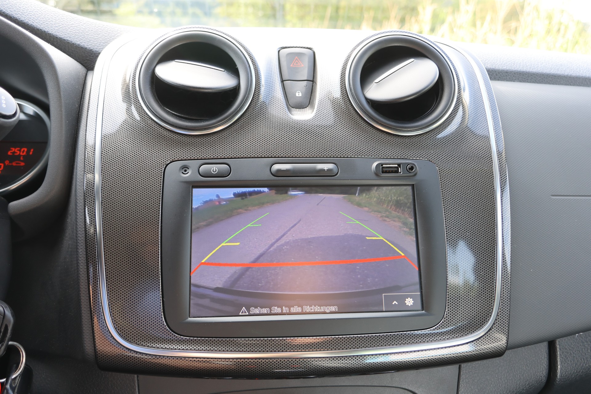 DACIA Sandero Tce 90 Stepway Automatic-image-7
