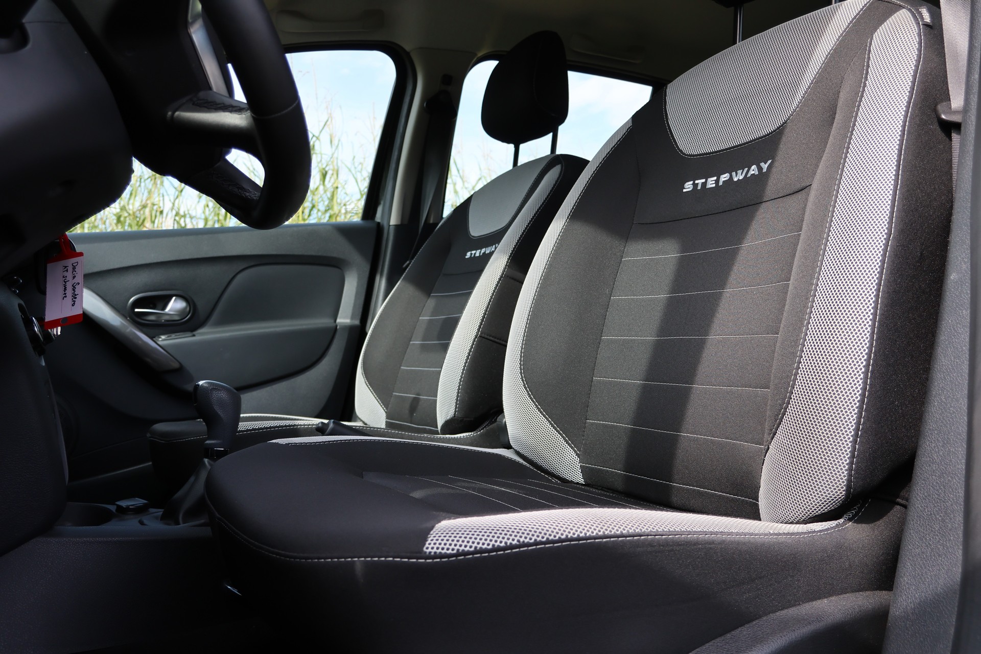 DACIA Sandero Tce 90 Stepway Automatic-image-9