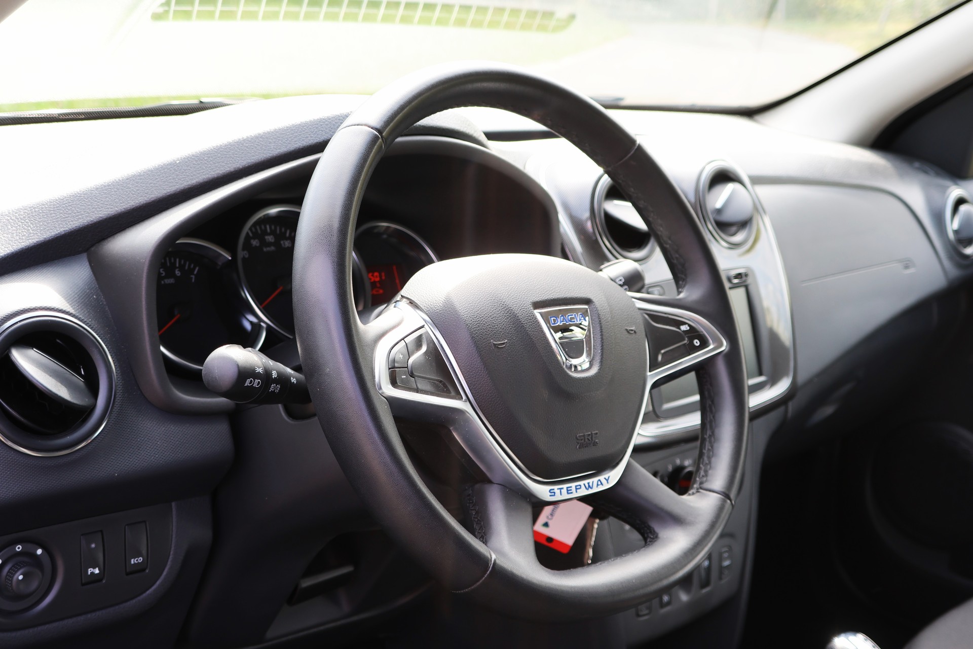 DACIA Sandero Tce 90 Stepway Automatic-image-4