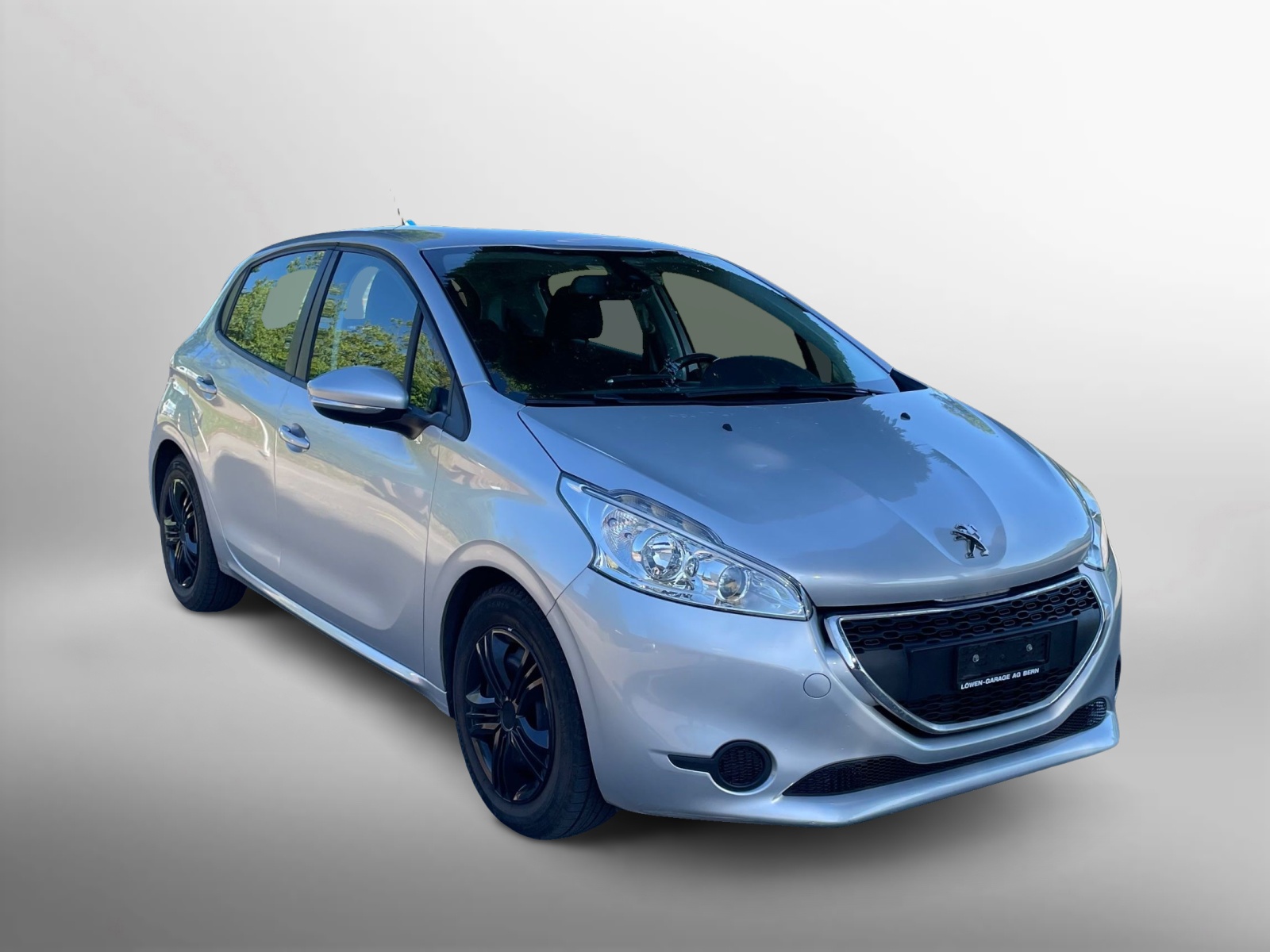 PEUGEOT 208 1.4 e-HDi Active EGS5-image-3