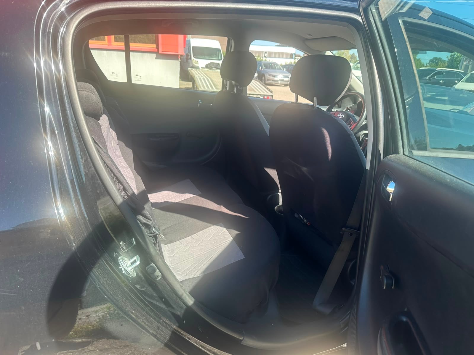 HYUNDAI i20 1.2 Comfort-image-7