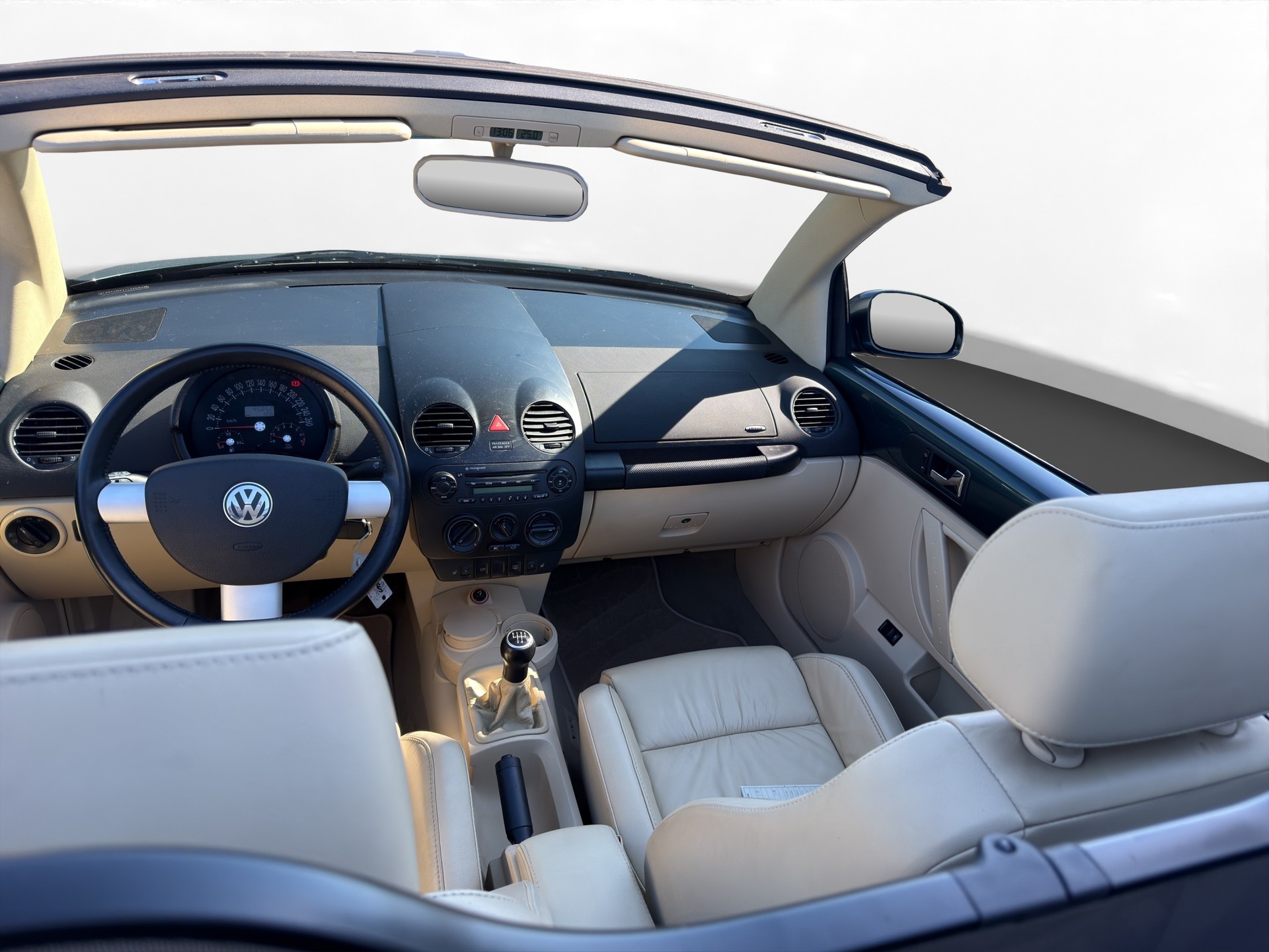 VW Beetle Cabrio 1.8 T-image-12