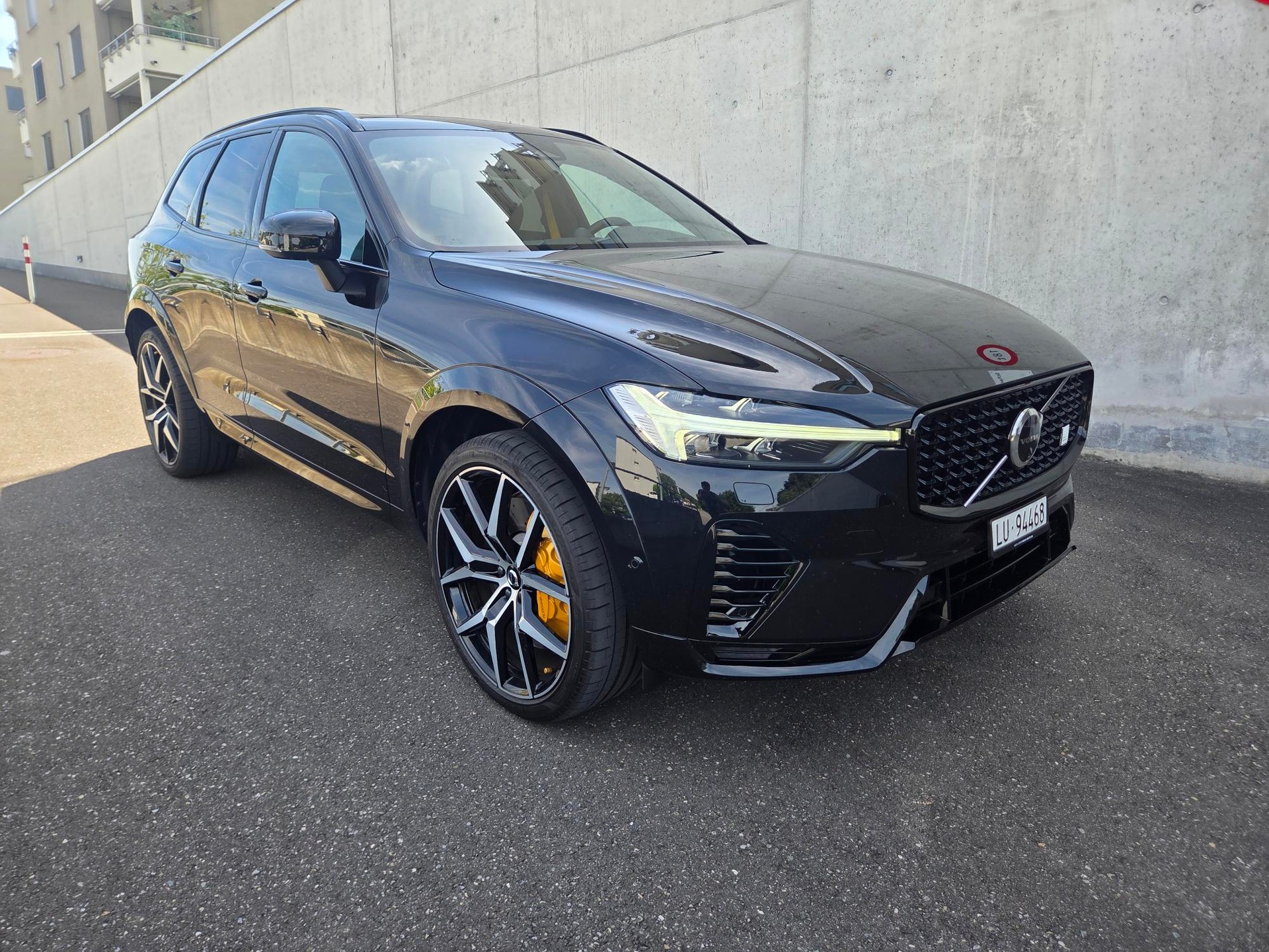 VOLVO 2.0 T8 TE XCENTRIC eAWD Polestar-image-0