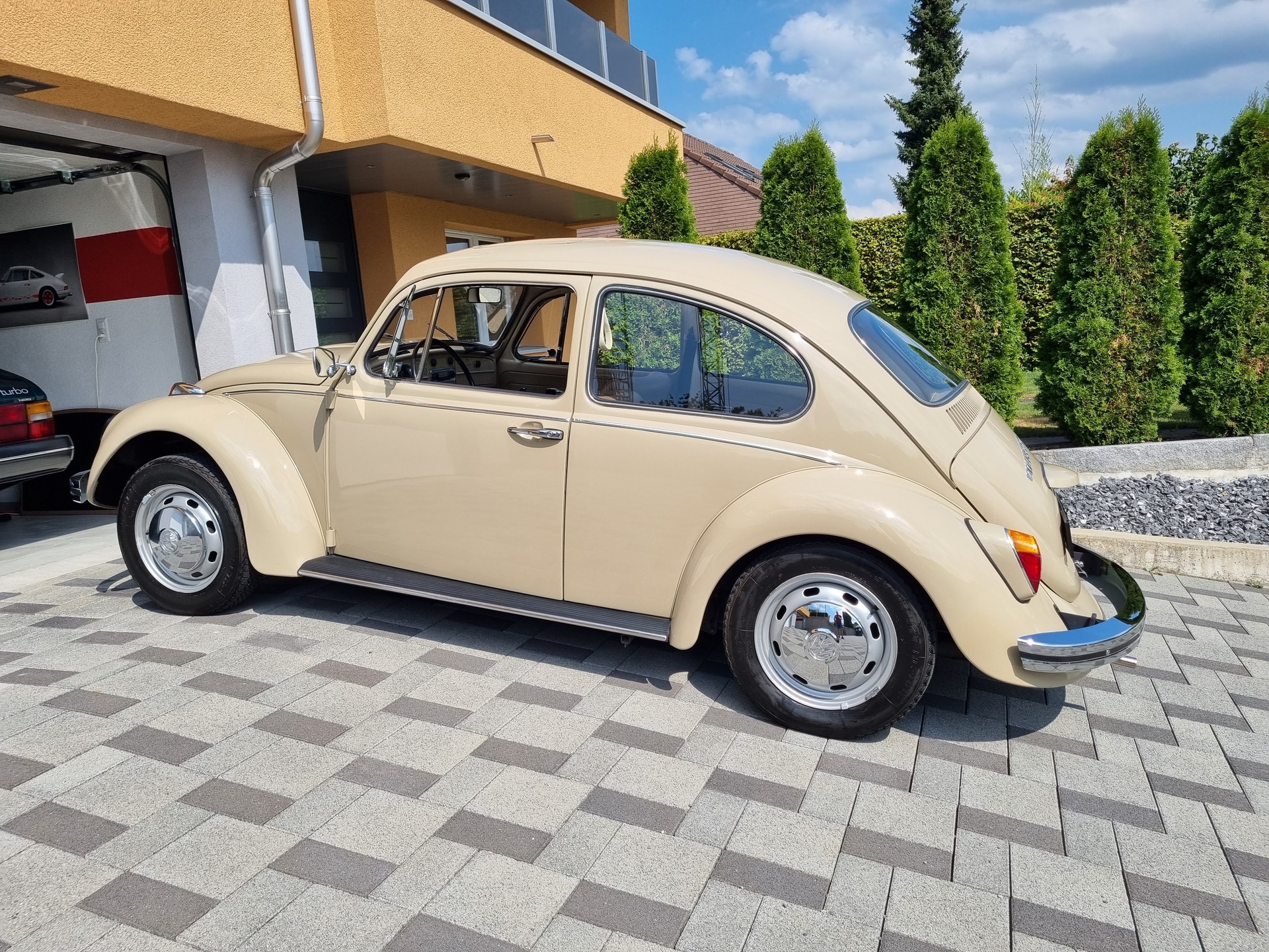 VW 1300-image-1