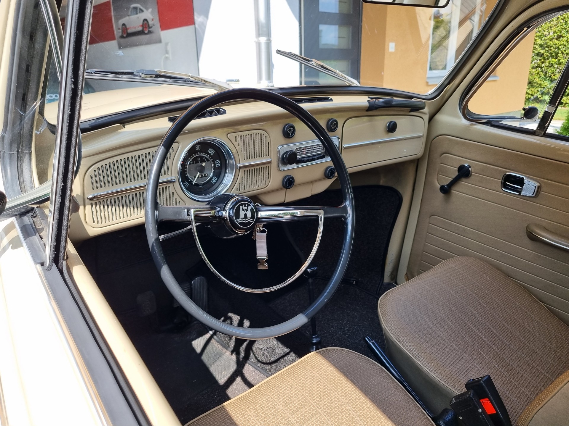 VW 1300-image-2