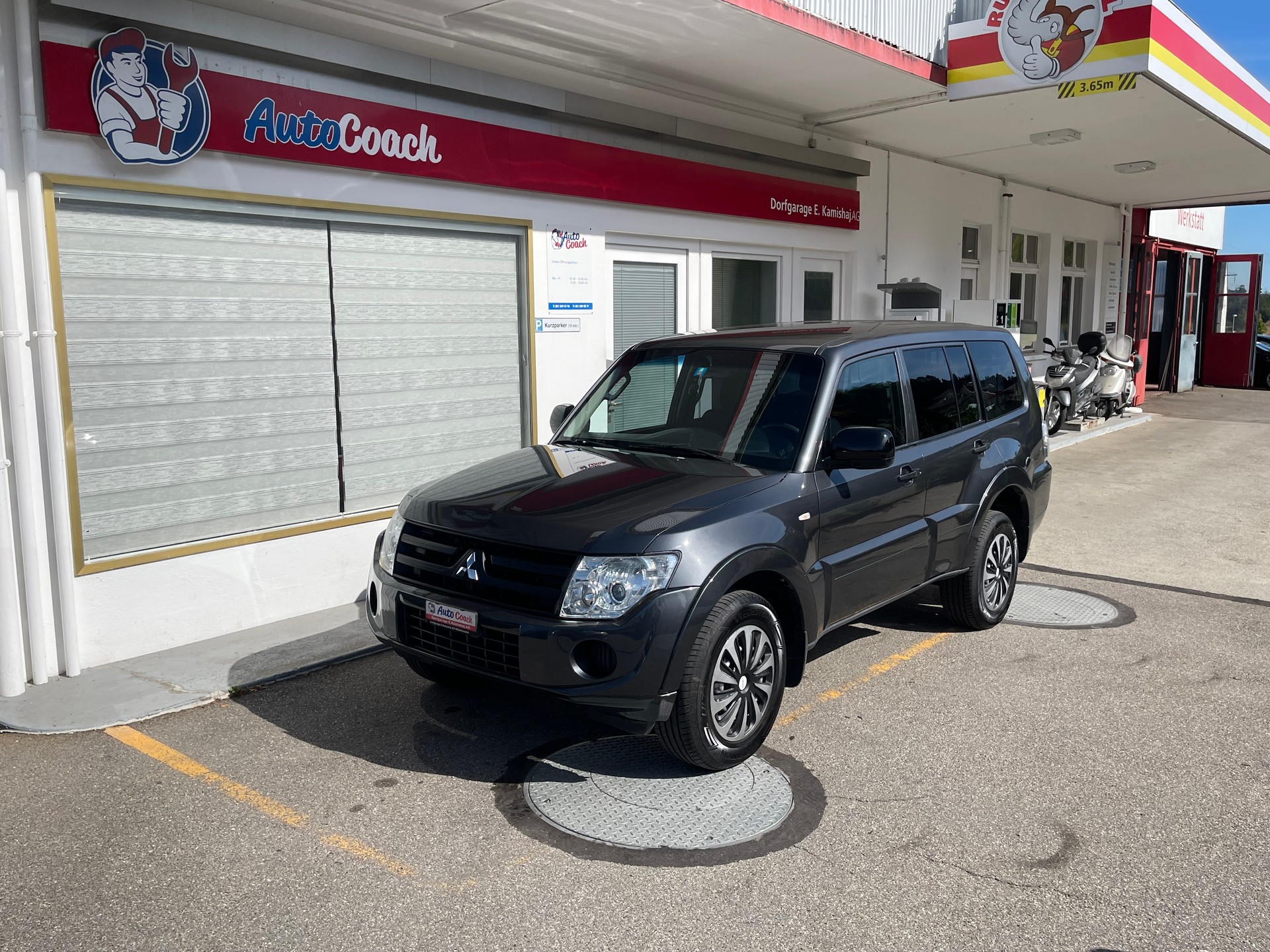 MITSUBISHI Pajero 3.2 DI-D Profi-image-2
