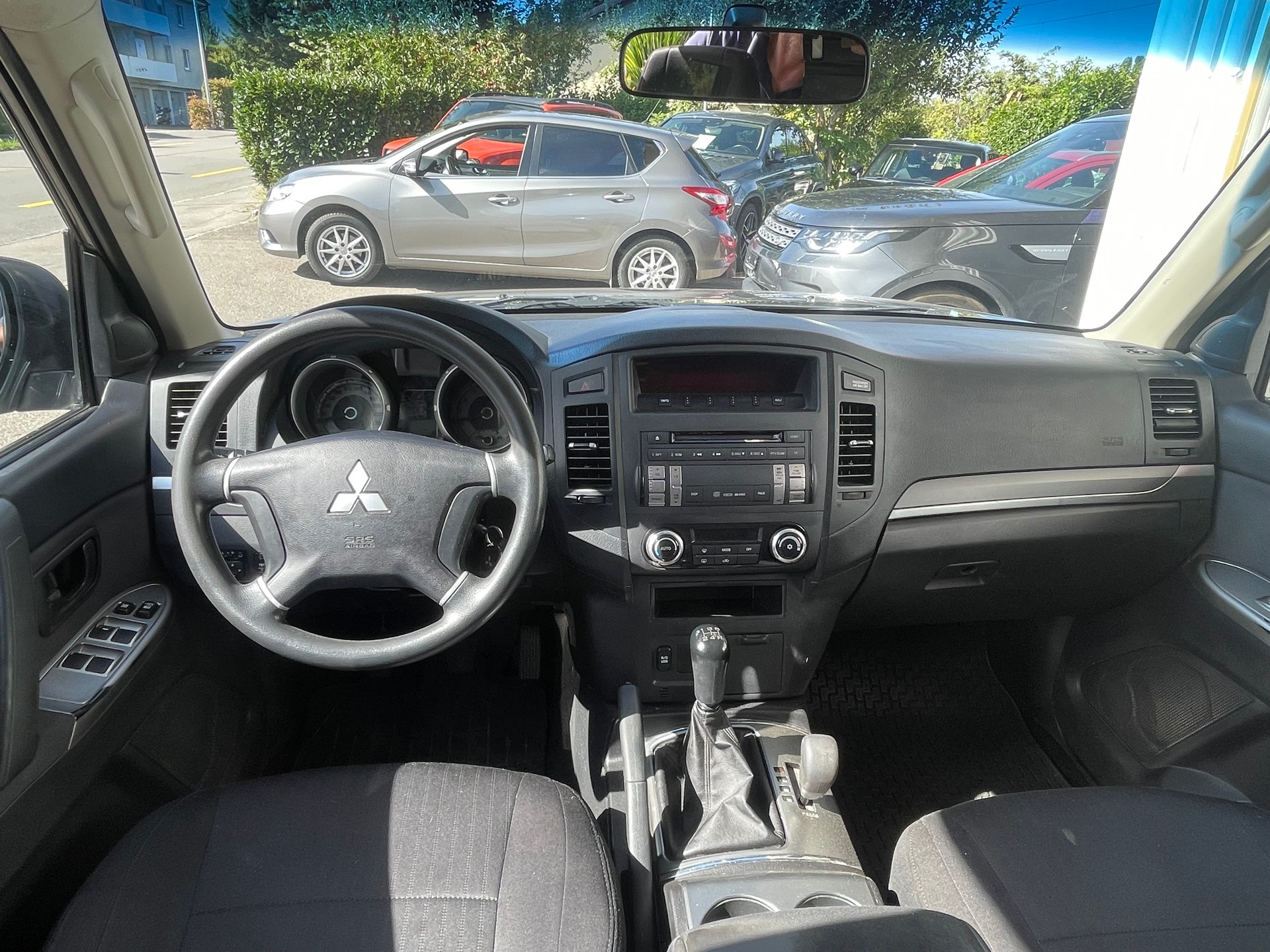 MITSUBISHI Pajero 3.2 DI-D Profi-image-4