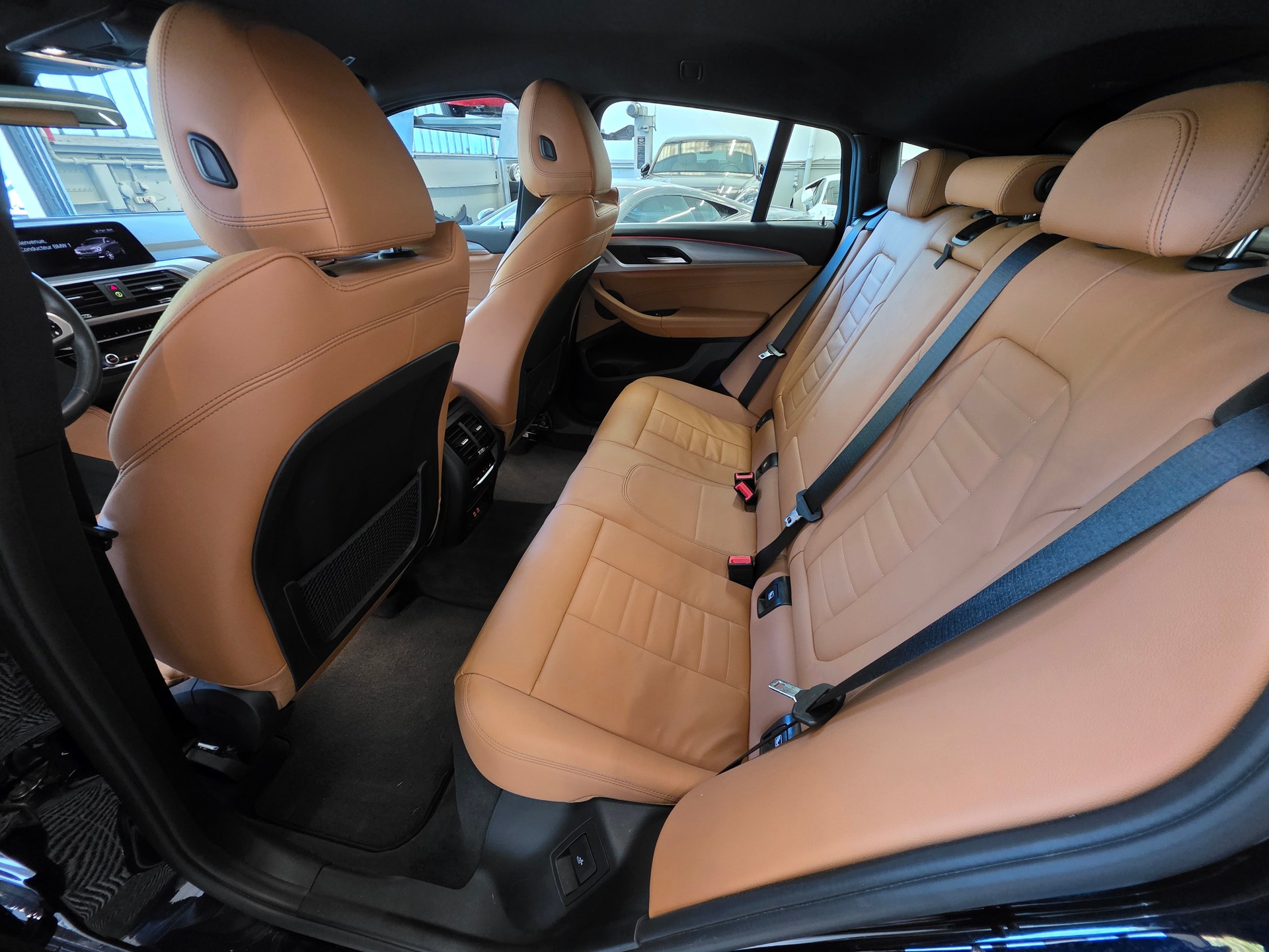 BMW X4 xDrive 48V 20d M Sport Steptronic-image-11