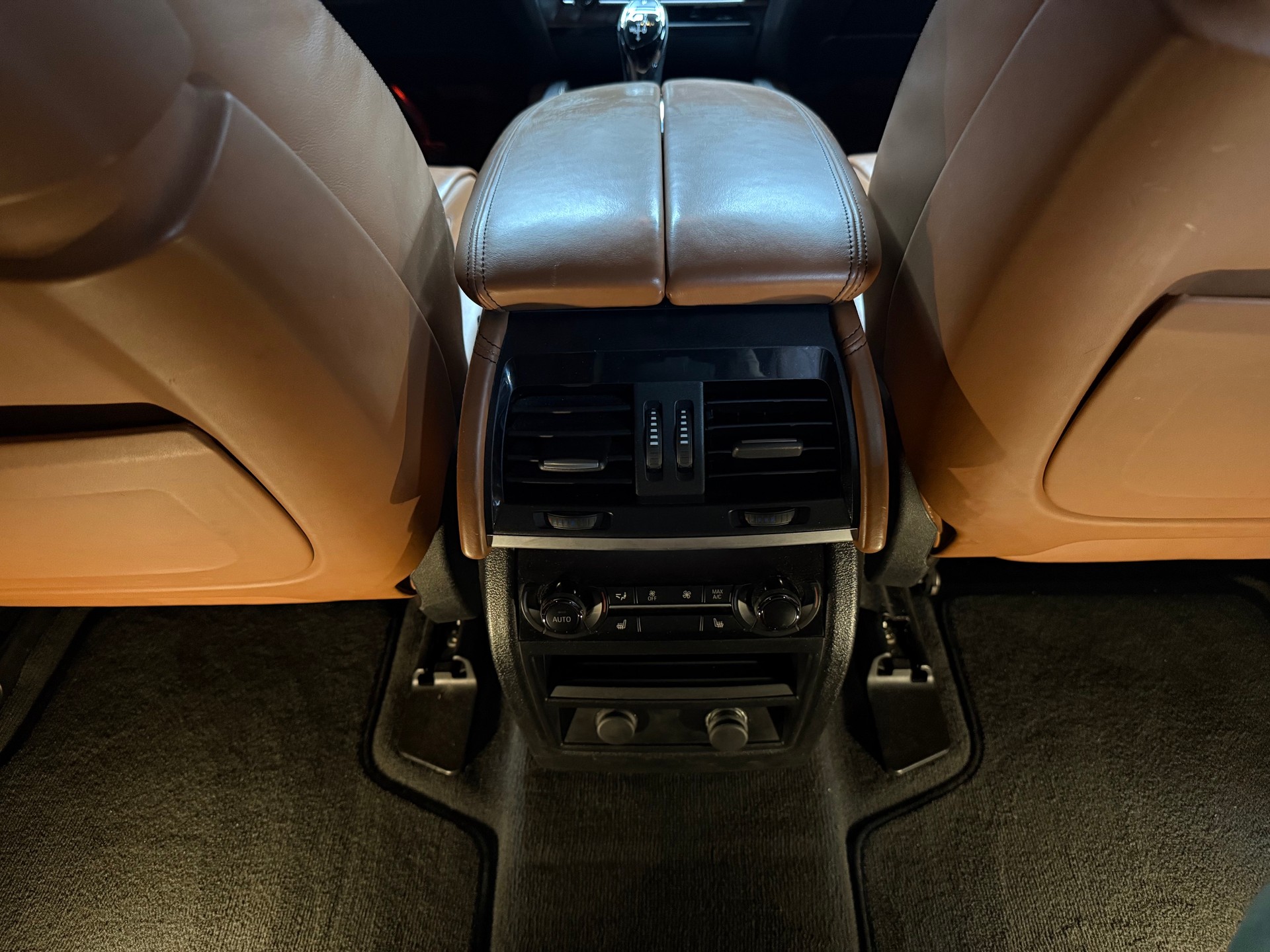 BMW X5 xDrive 40d Steptronic-image-14