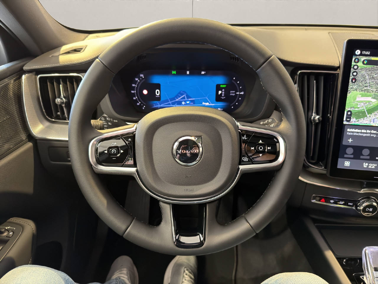 VOLVO XC60 2.0 T8 TE Ultra Dark eAWD-image-9