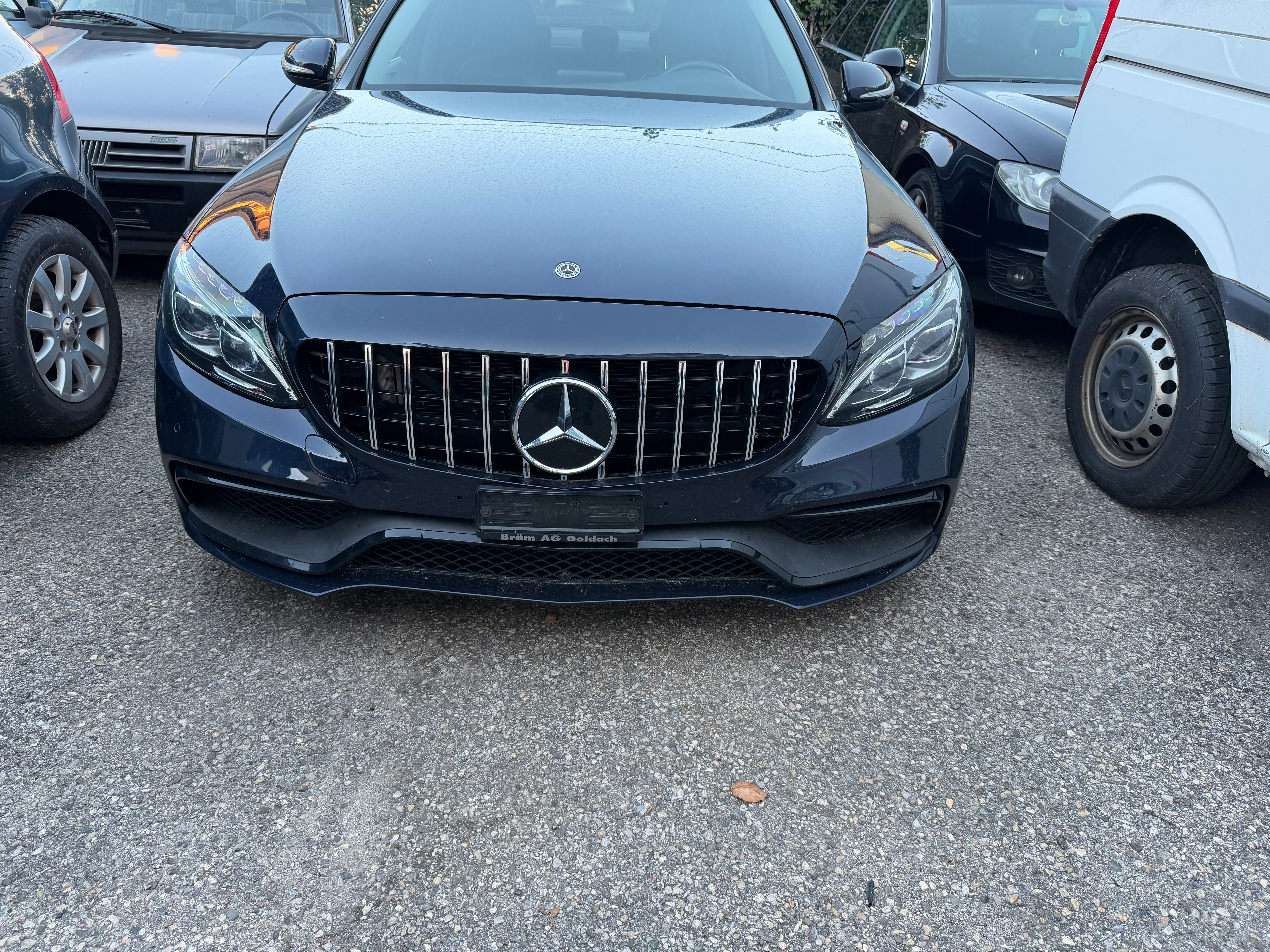 Car photo