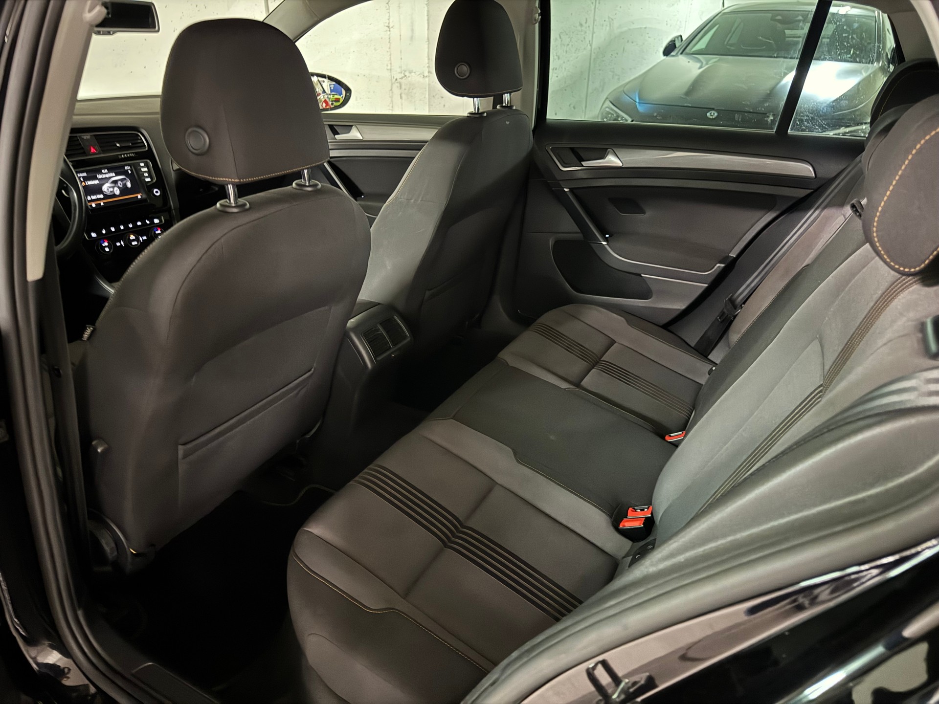 VW Golf 1.4 TSI Allstar-image-13