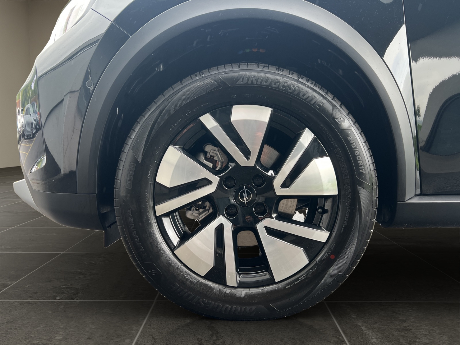 OPEL Frontera 1.2 T HEV 145 GS-image-19