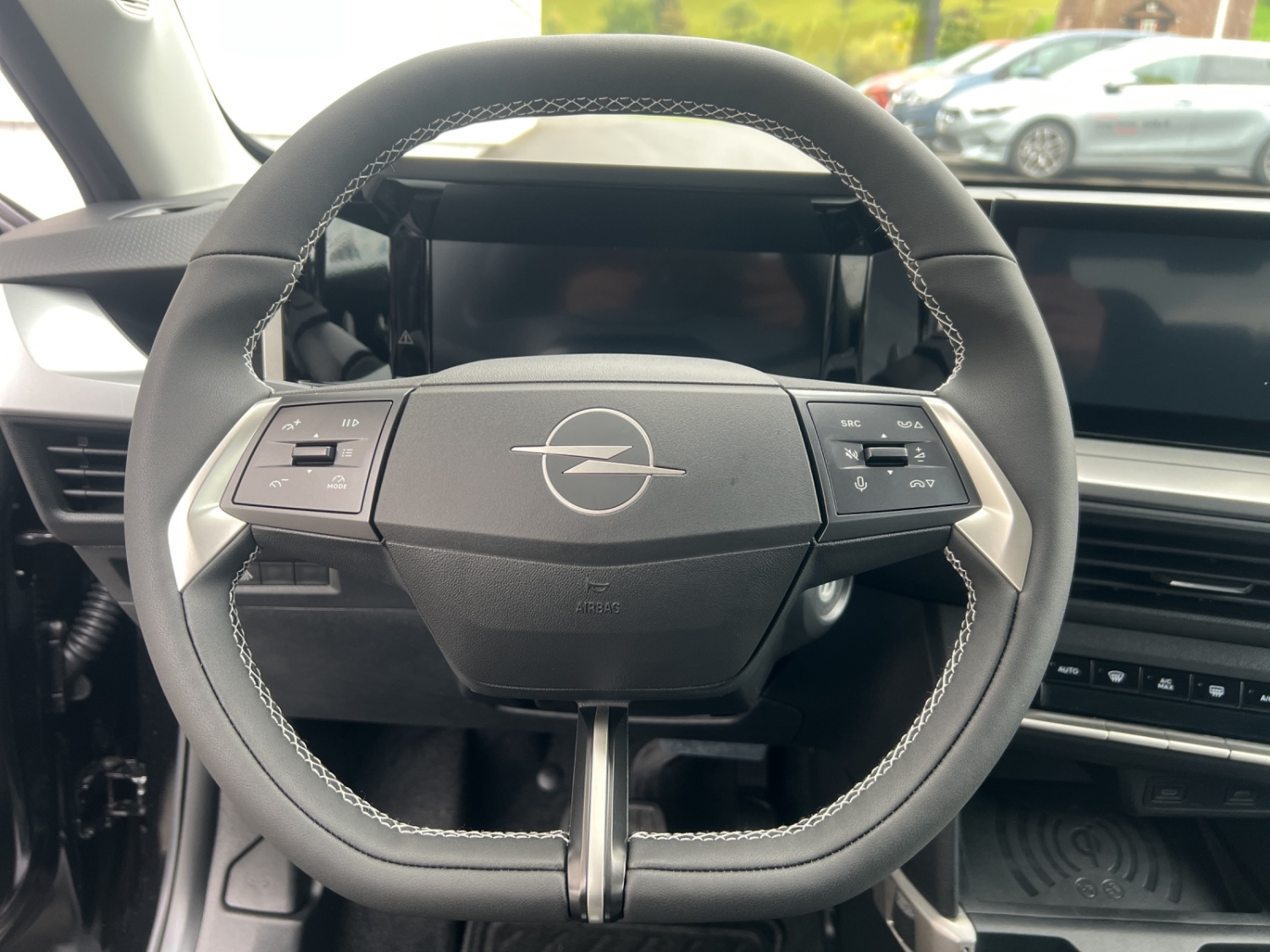 OPEL Frontera 1.2 T HEV 145 GS-image-10