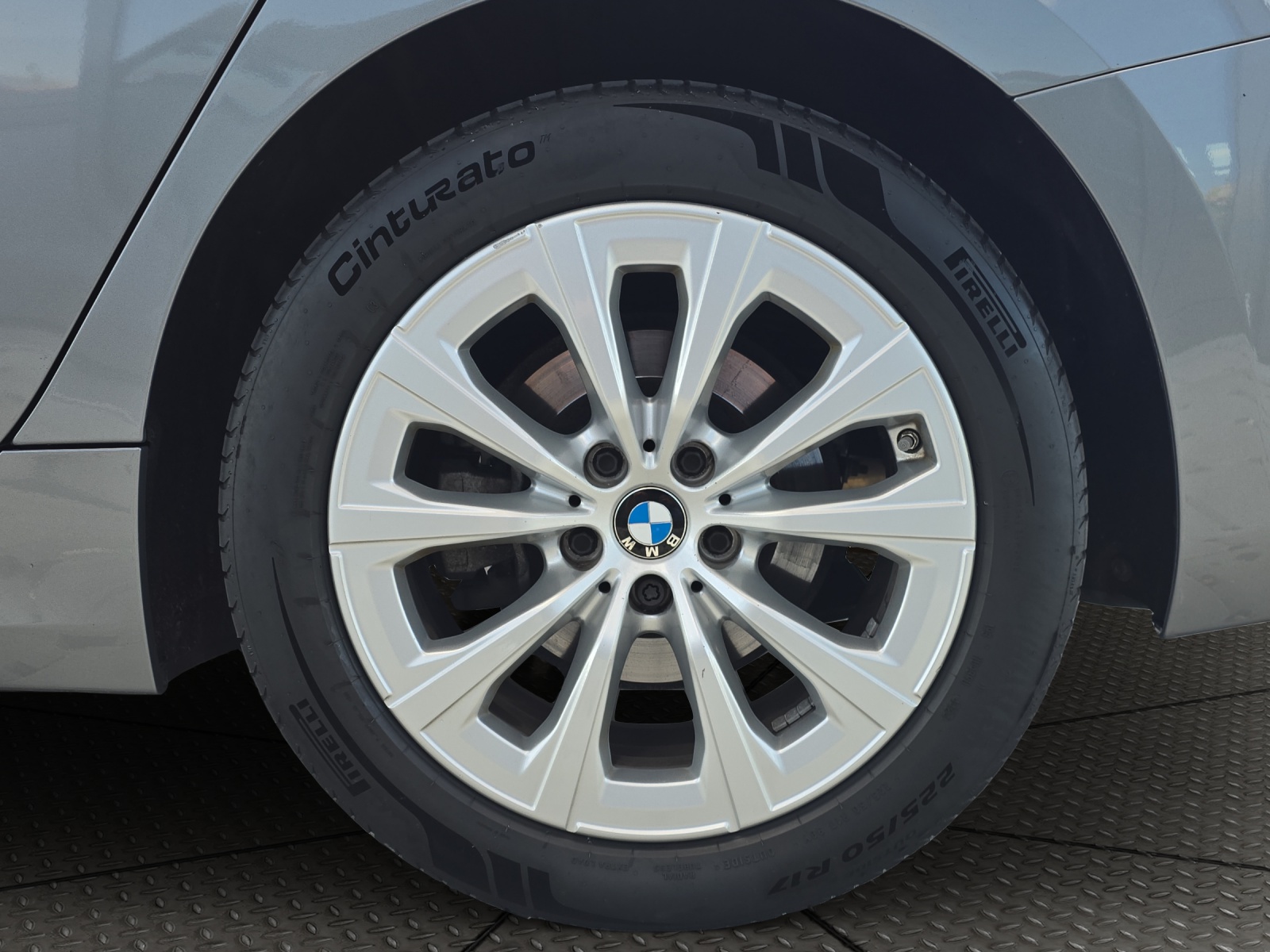 BMW 320 d xDrive 48V Touring Steptronic-image-23