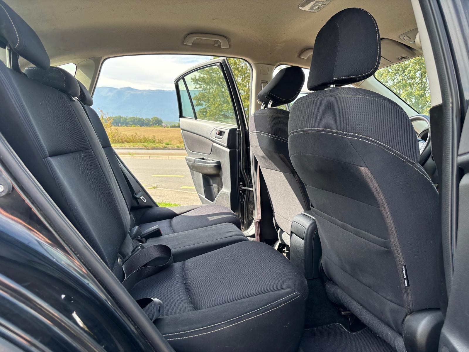 SUBARU XV 1.6 Swiss Two-image-12