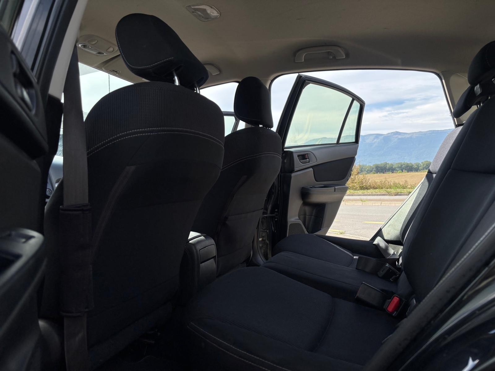 SUBARU XV 1.6 Swiss Two-image-8
