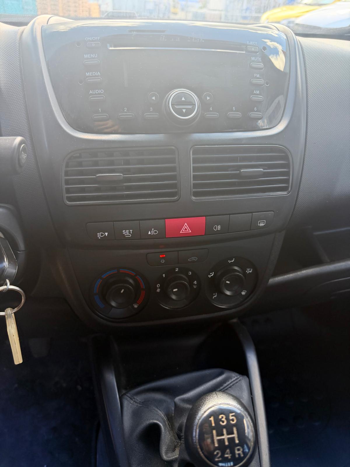 OPEL Combo 1.3 CDTI 2.4 L1H1-image-12