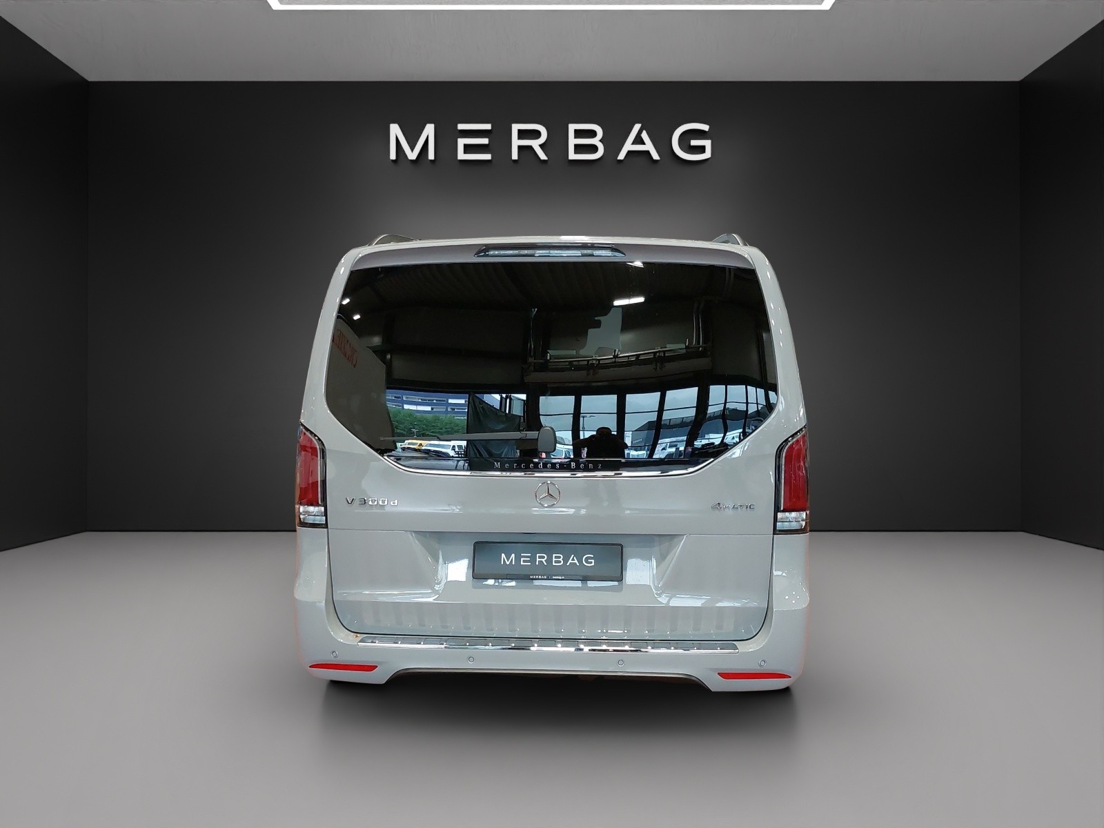 MERCEDES-BENZ V 300 d lang 4Matic Swiss Edition 9G-Tronic-image-2