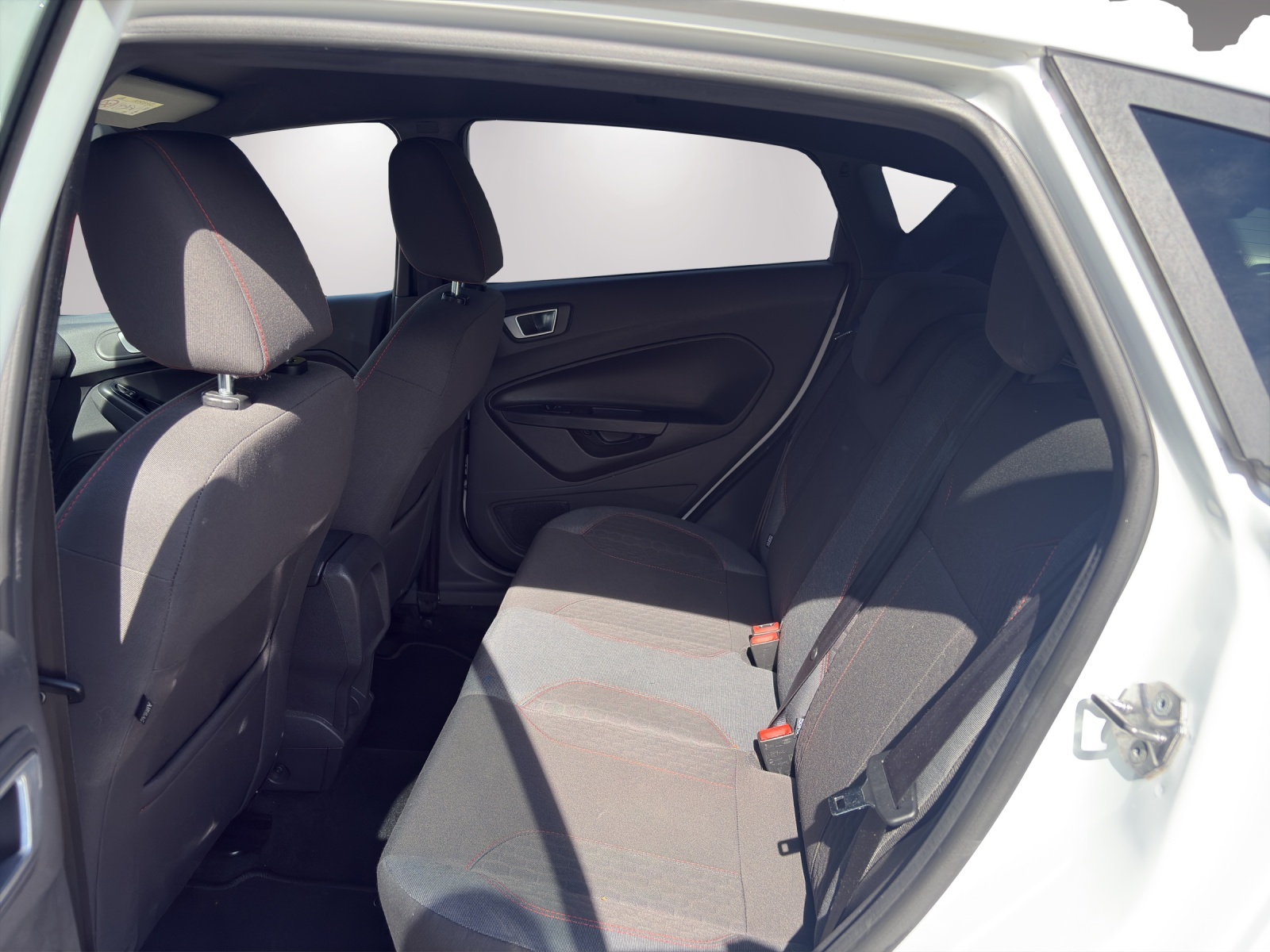 FORD Fiesta 1.0 EcoB 100 ST-Line-image-6