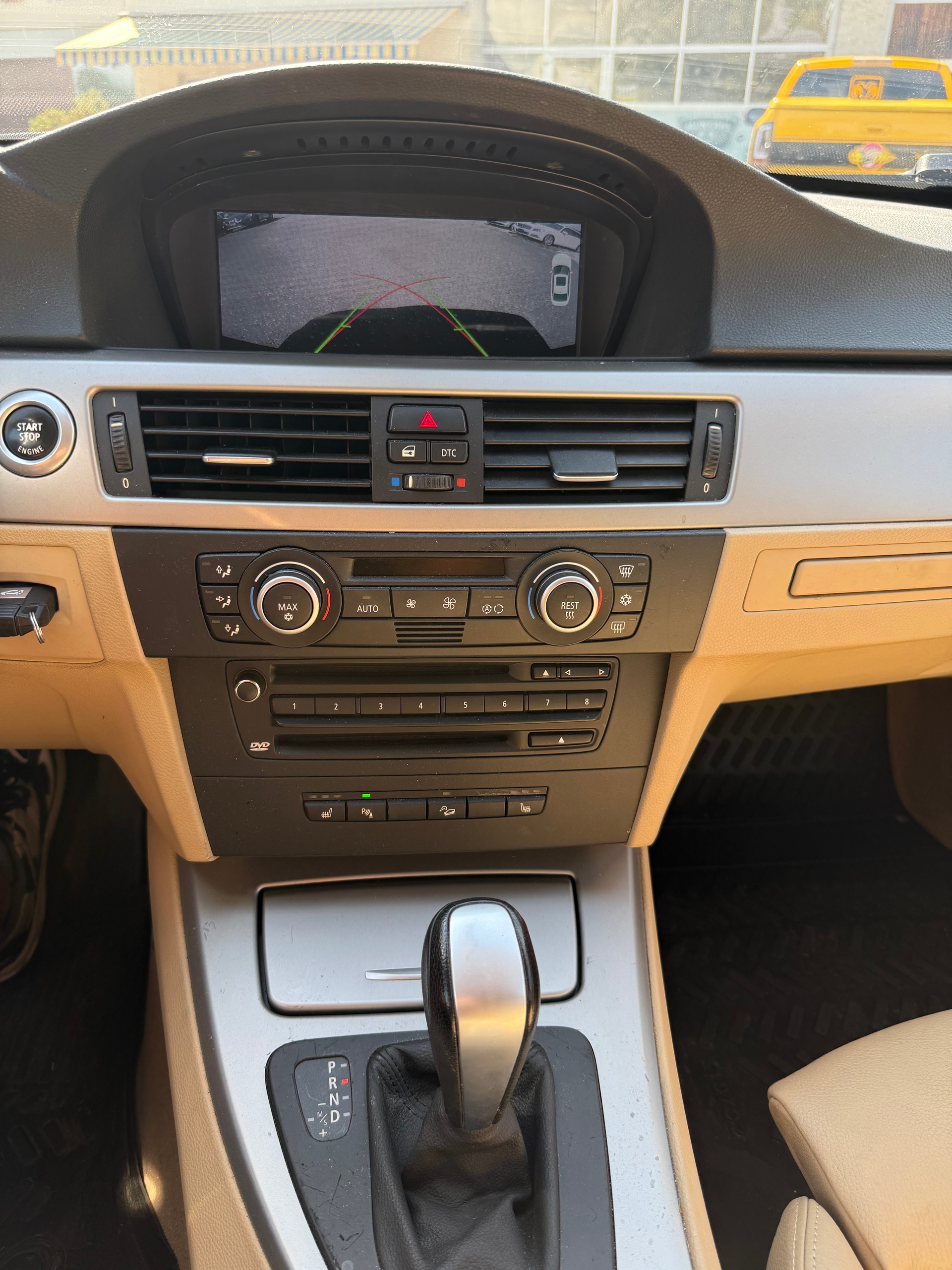 BMW 335xi Touring Steptronic-image-12