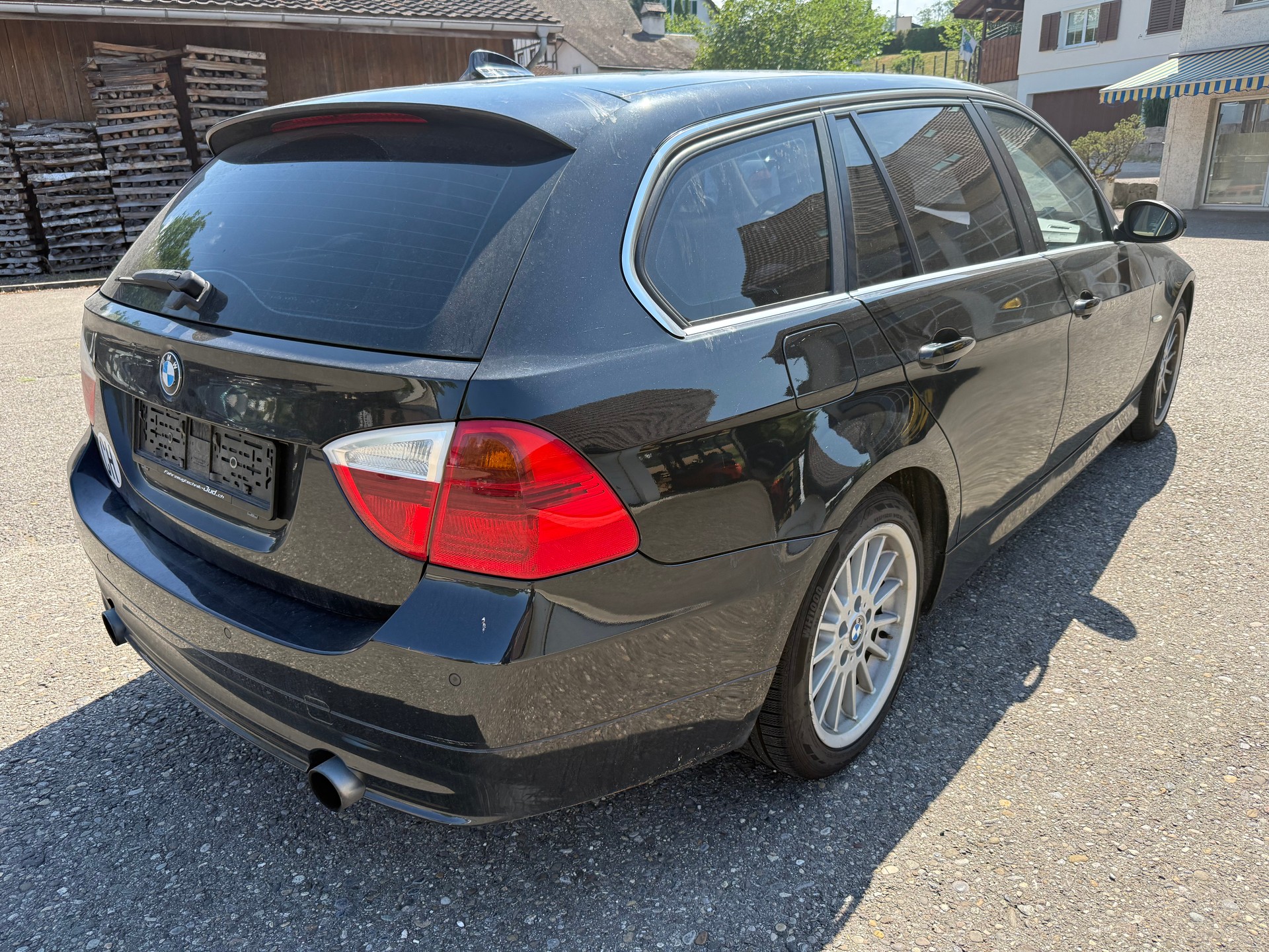 BMW 335xi Touring Steptronic-image-4