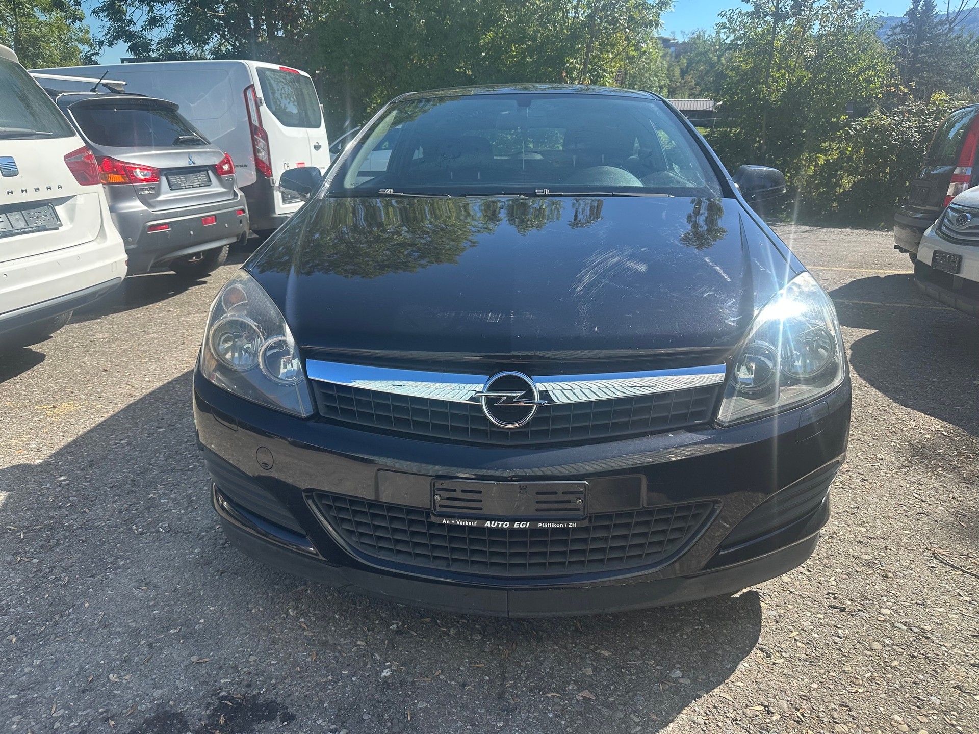 OPEL Astra GTC 1.8i 16V Sport-image-0