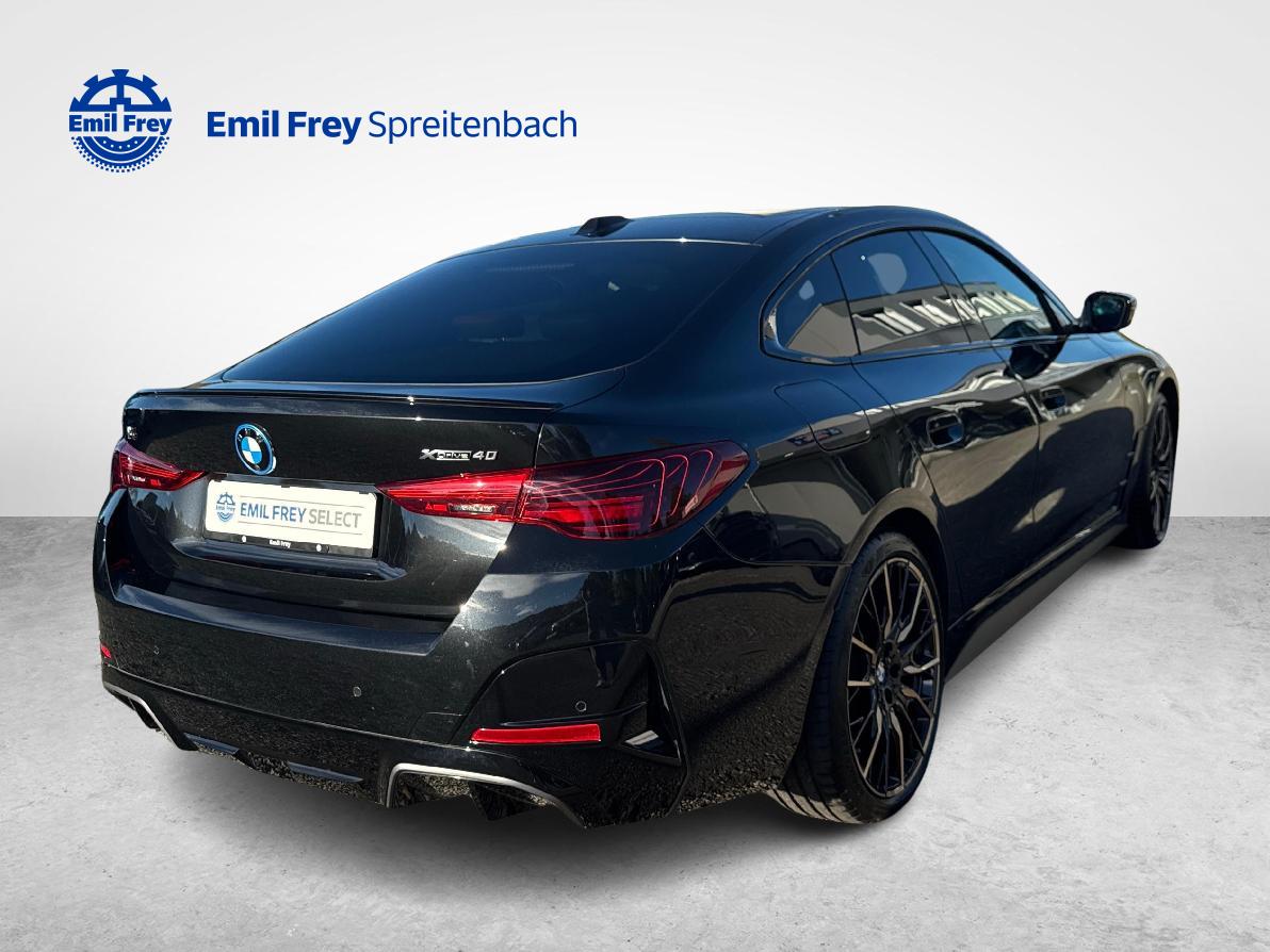 BMW i4 xDrive40-image-5