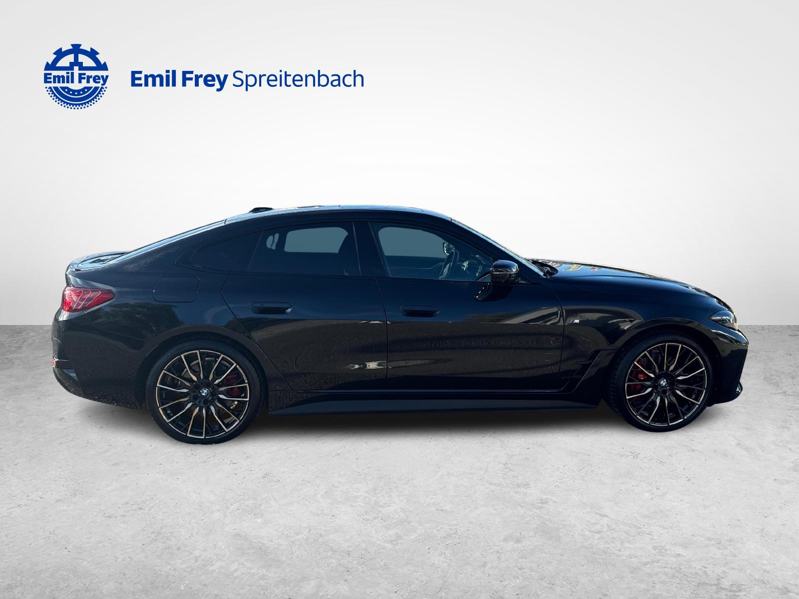 BMW i4 xDrive40-image-6