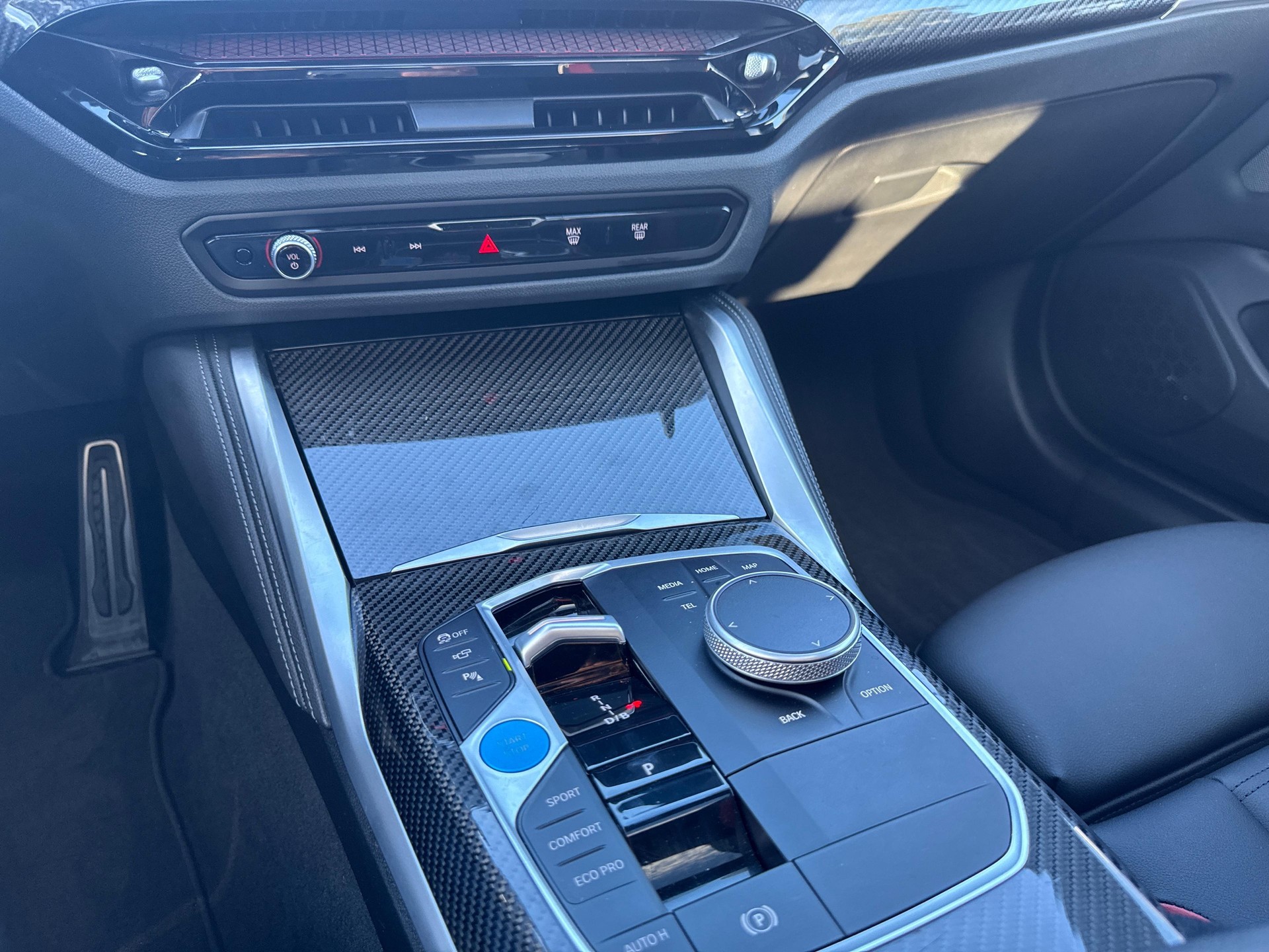 BMW i4 xDrive40-image-15