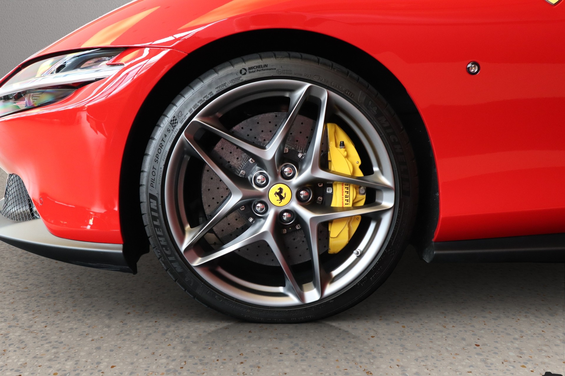 FERRARI Roma 3.9 V8 T-image-31