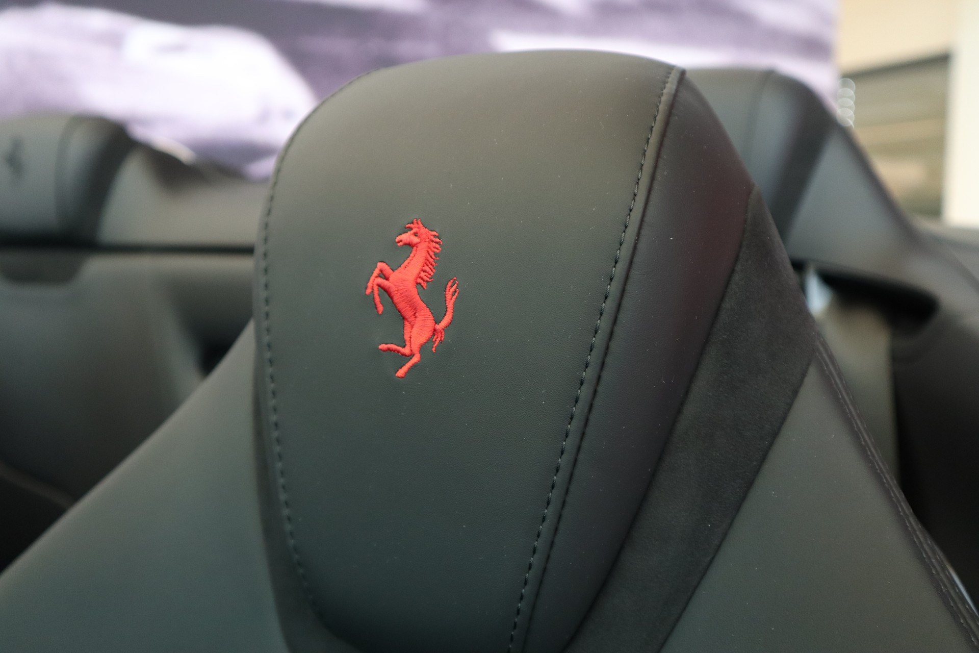 FERRARI Roma 3.9 V8 T-image-24