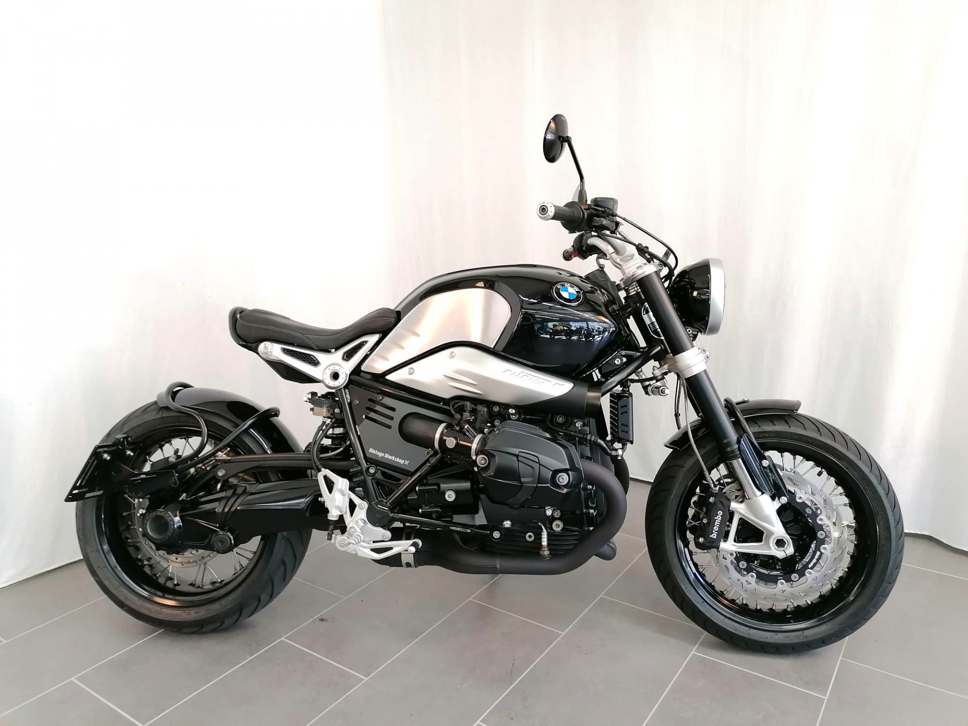 BMW R nineT