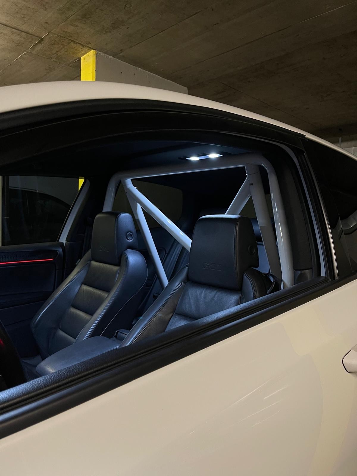 VW 2.0 TSI GTI-image-4