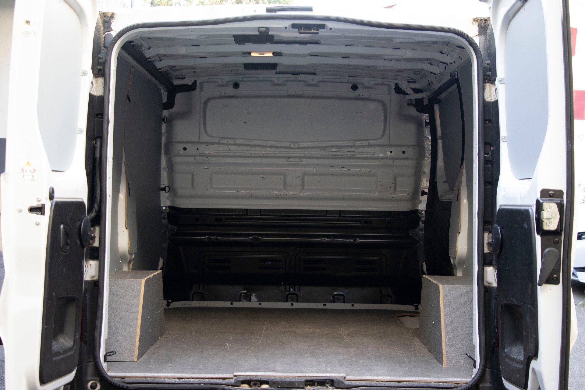 RENAULT Trafic 2.0 Blue dCi110 Start L1H1-image-7