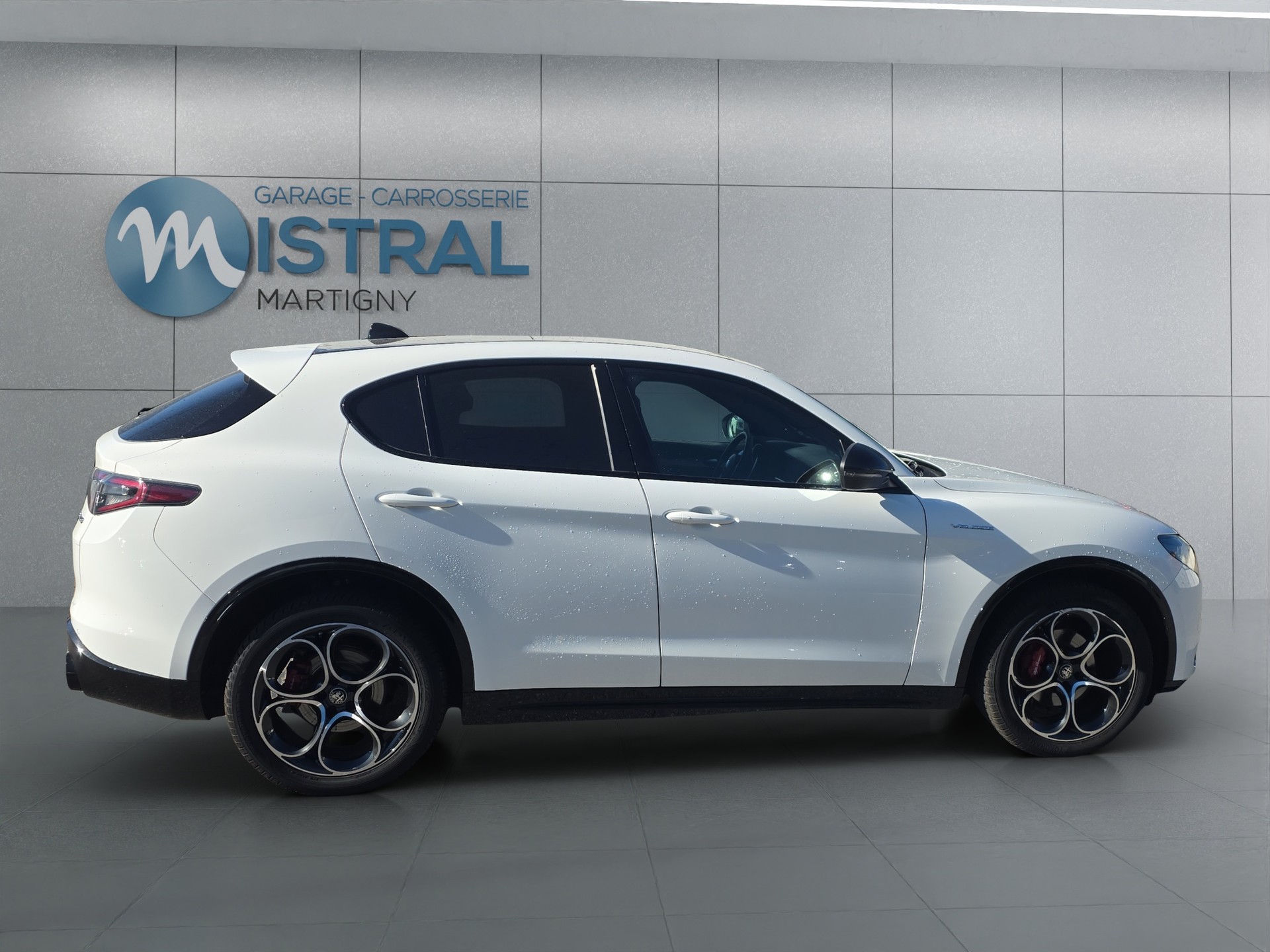 ALFA ROMEO Stelvio 2.0 Q4 280 Veloce-image-5