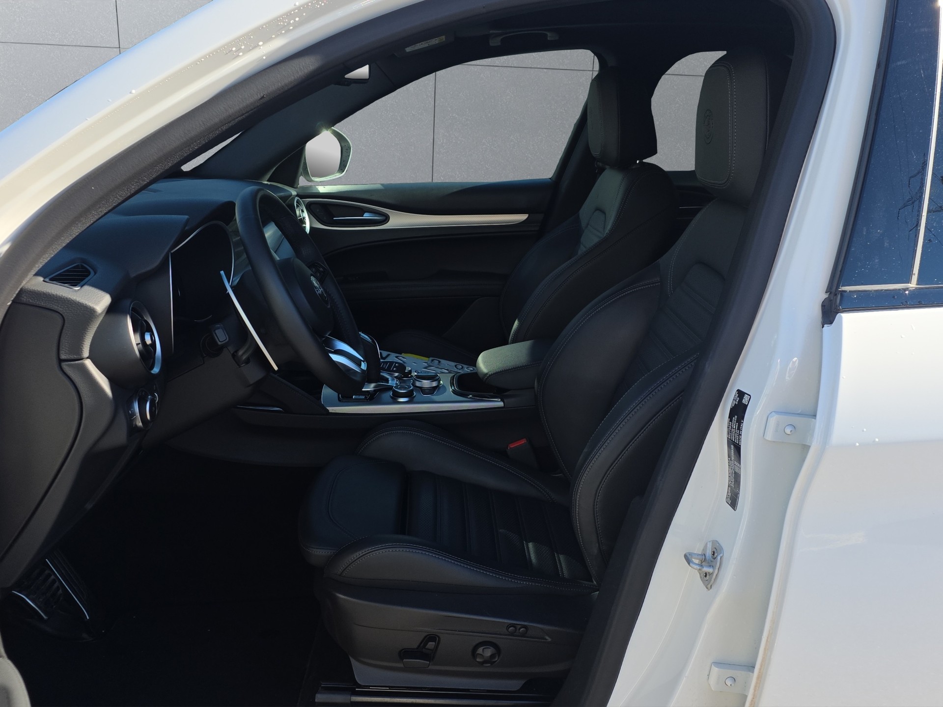 ALFA ROMEO Stelvio 2.0 Q4 280 Veloce-image-8