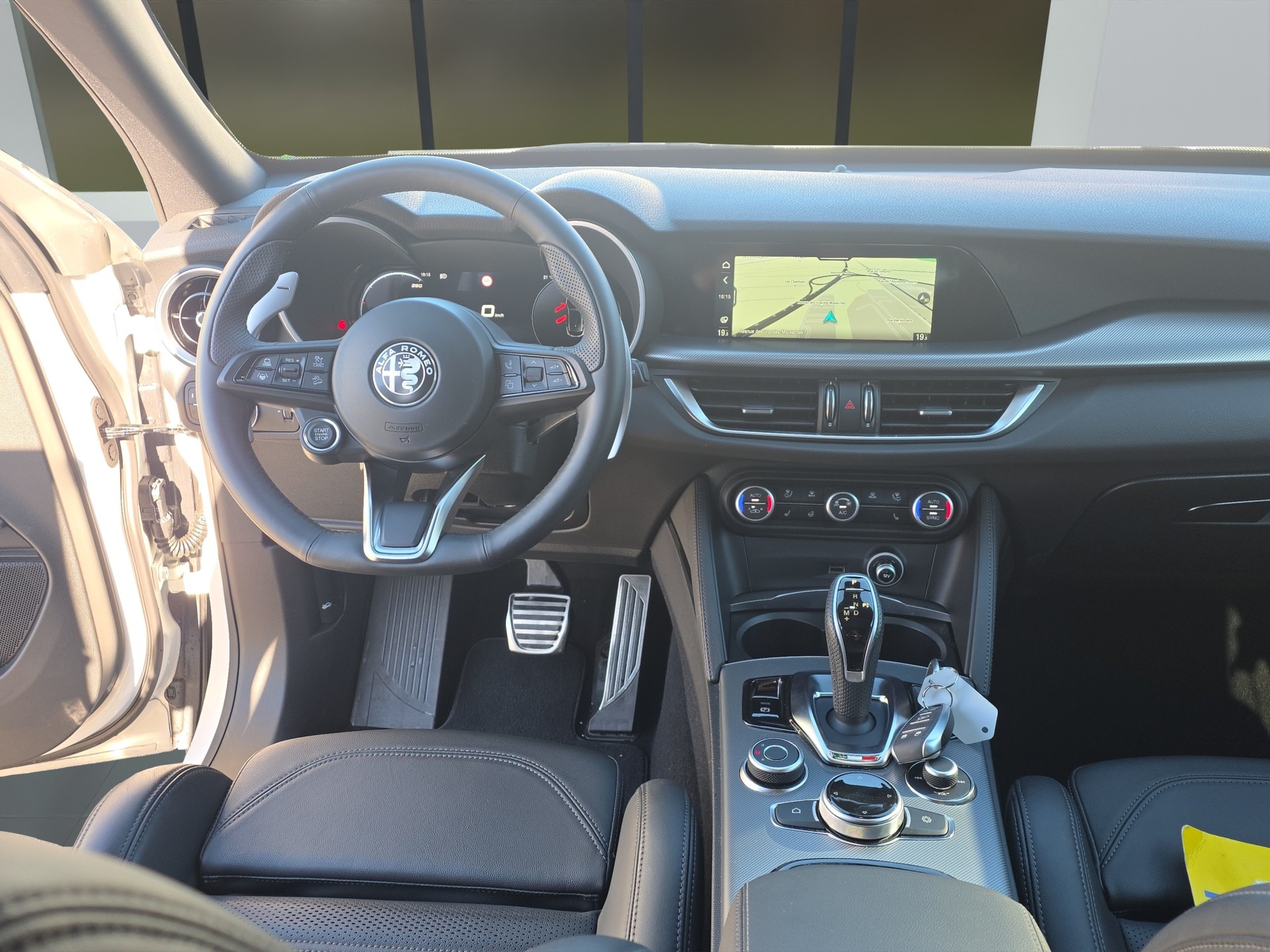 ALFA ROMEO Stelvio 2.0 Q4 280 Veloce-image-15
