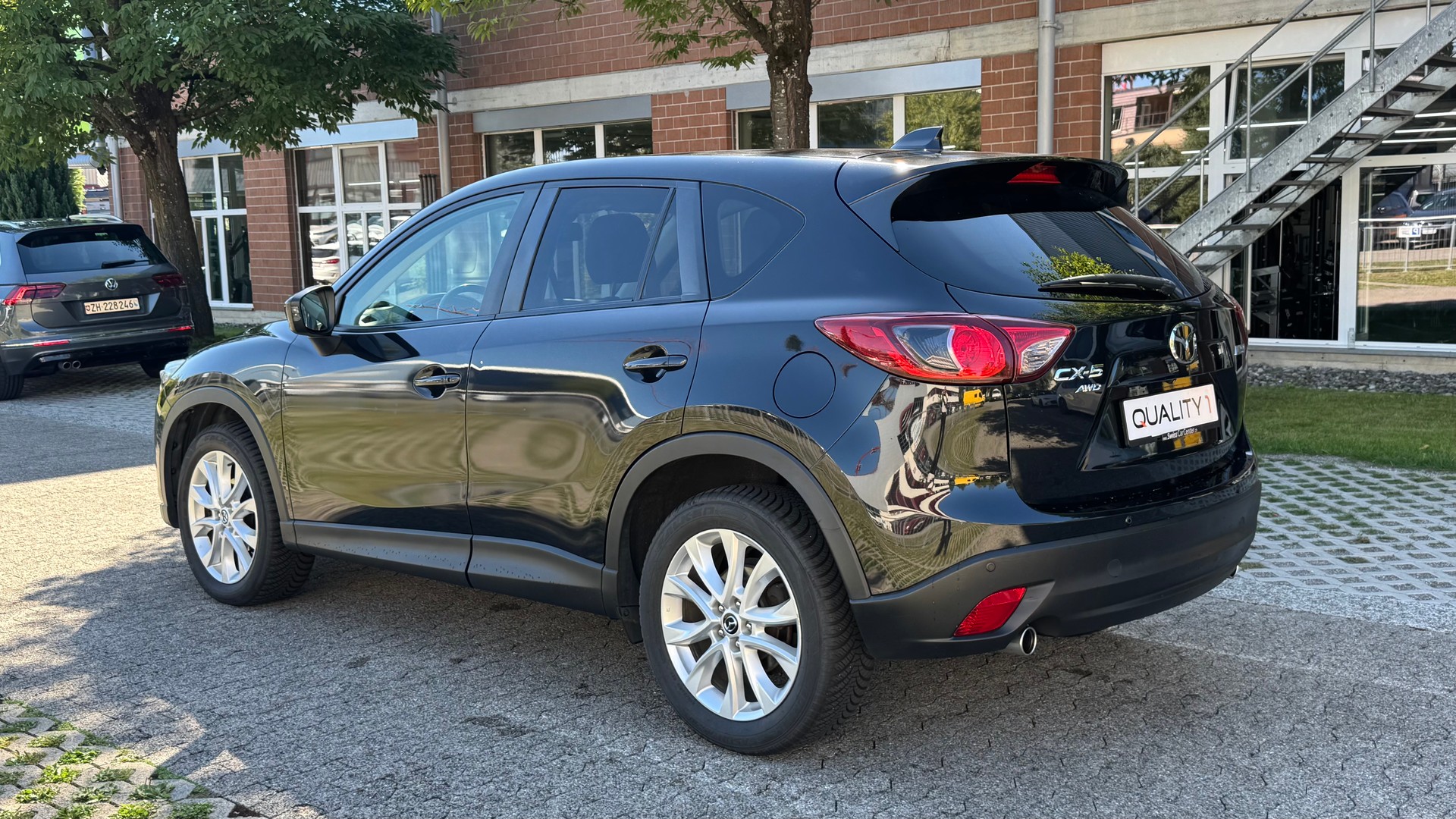 MAZDA CX-5 2.2 D HP Revolution AWD-image-4